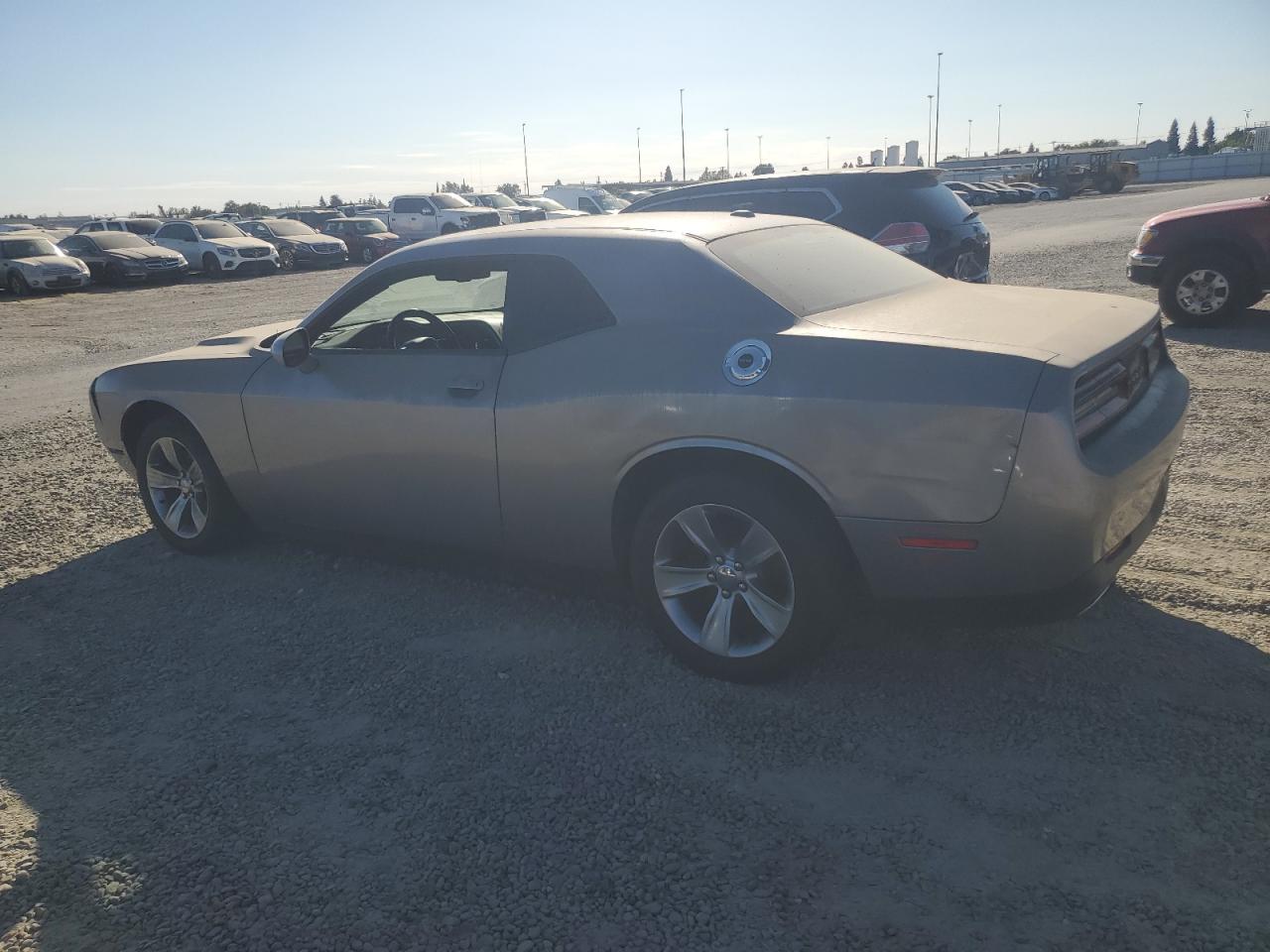 2C3CDZAG0GH254920 2016 DODGE CHALLENGER - Image 2