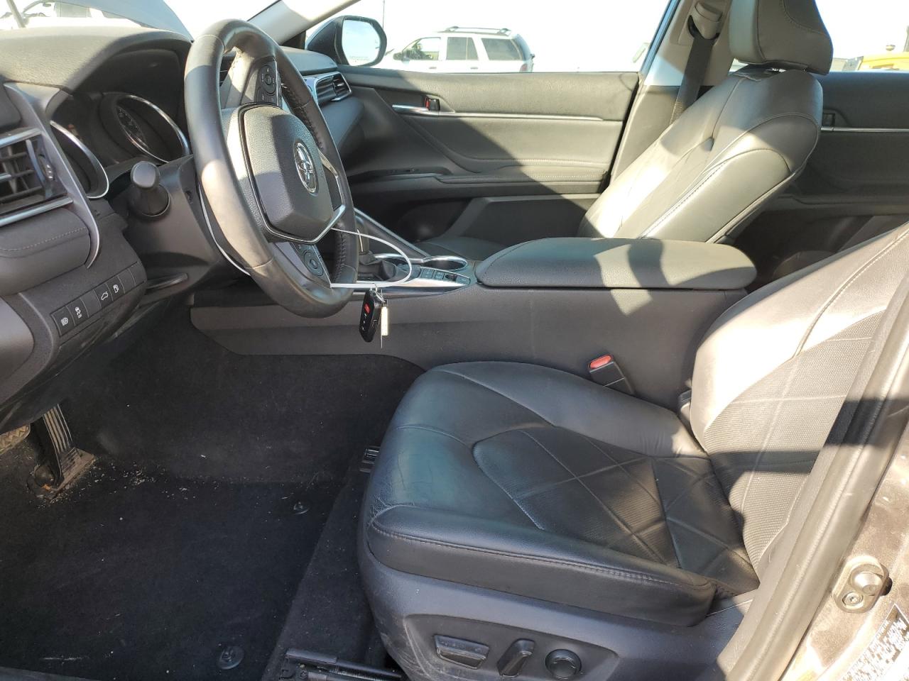 2018 Toyota Camry - Image 7