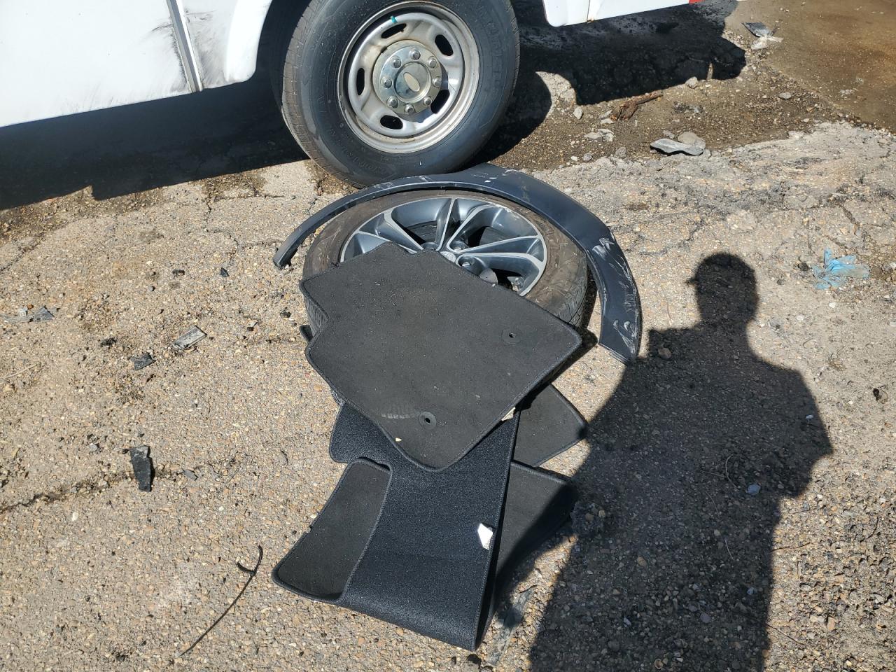 2021 Buick Encore - Image 12