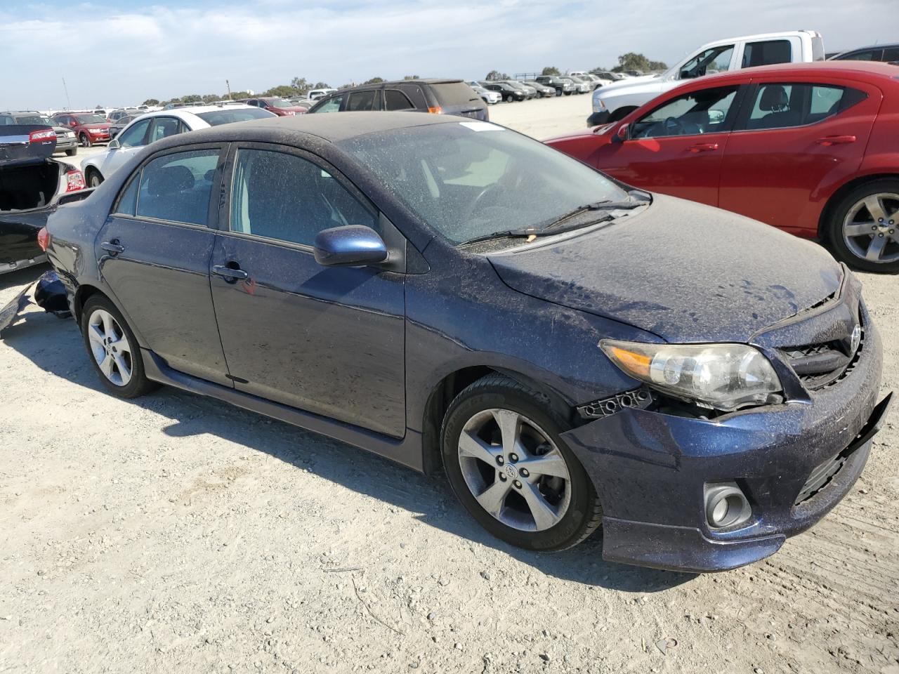 VIN 2T1BU4EE1DC116263 2013 TOYOTA COROLLA no.4