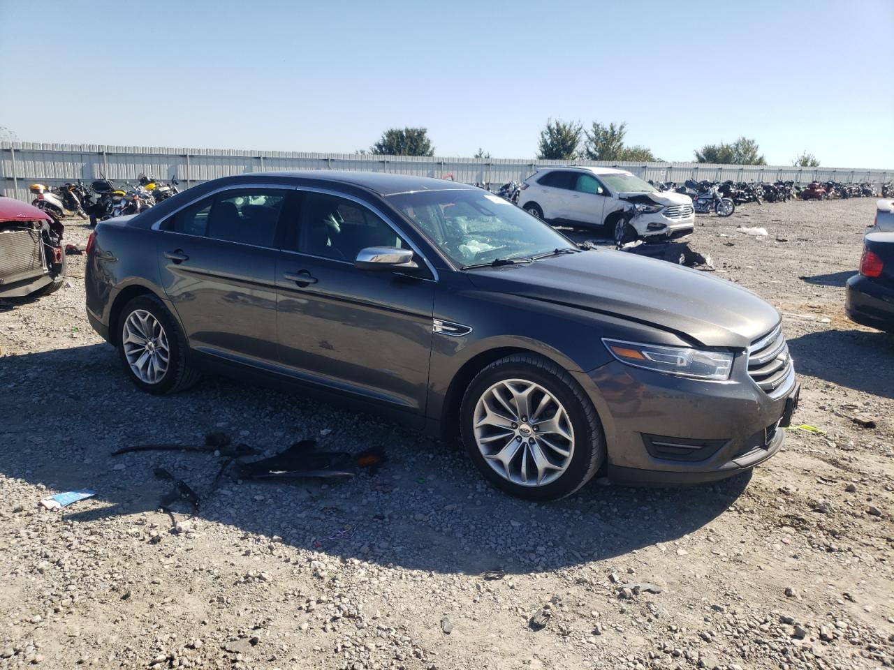 1FAHP2F89JG133510 2018 Ford Taurus Limited