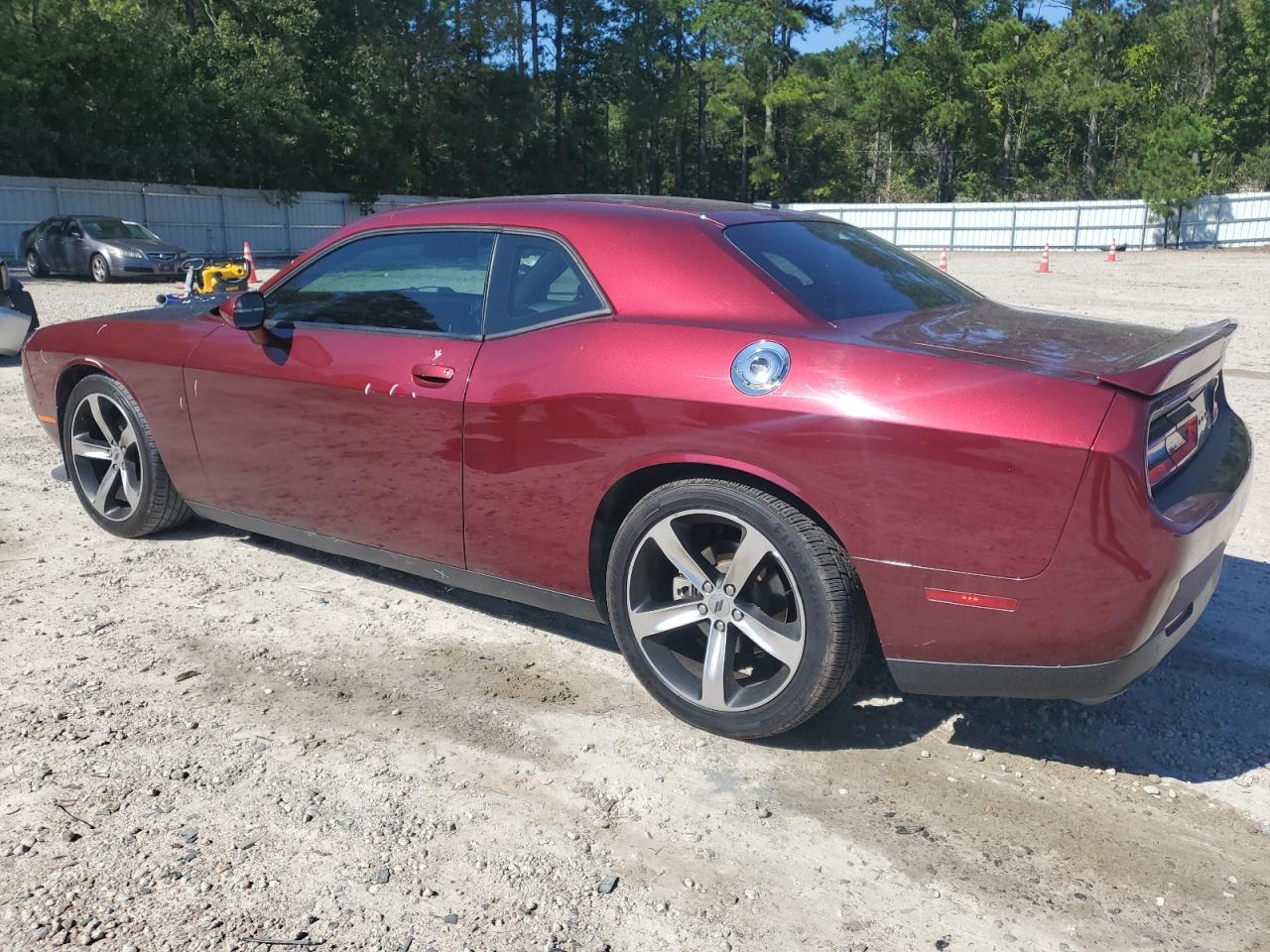 2019 Dodge Challenger - Image 2
