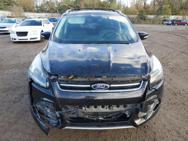  FORD ESCAPE 2015 Czarny