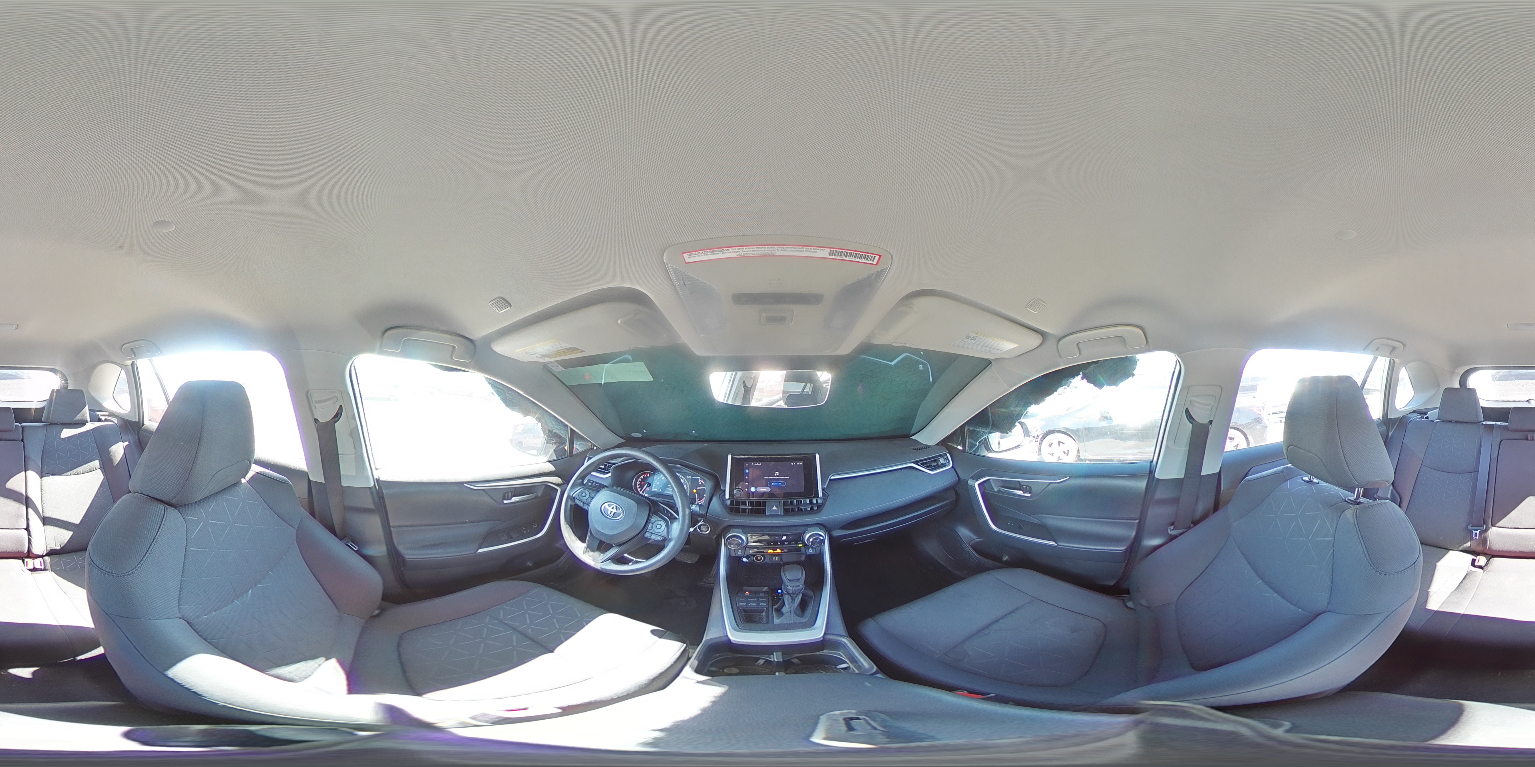 2023 Toyota RAV 4 - Image 14
