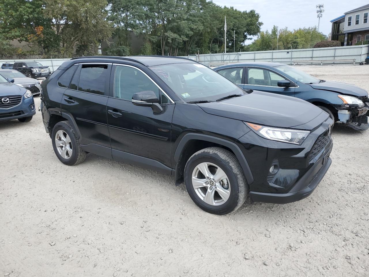 2021 Toyota RAV 4 - Image 4