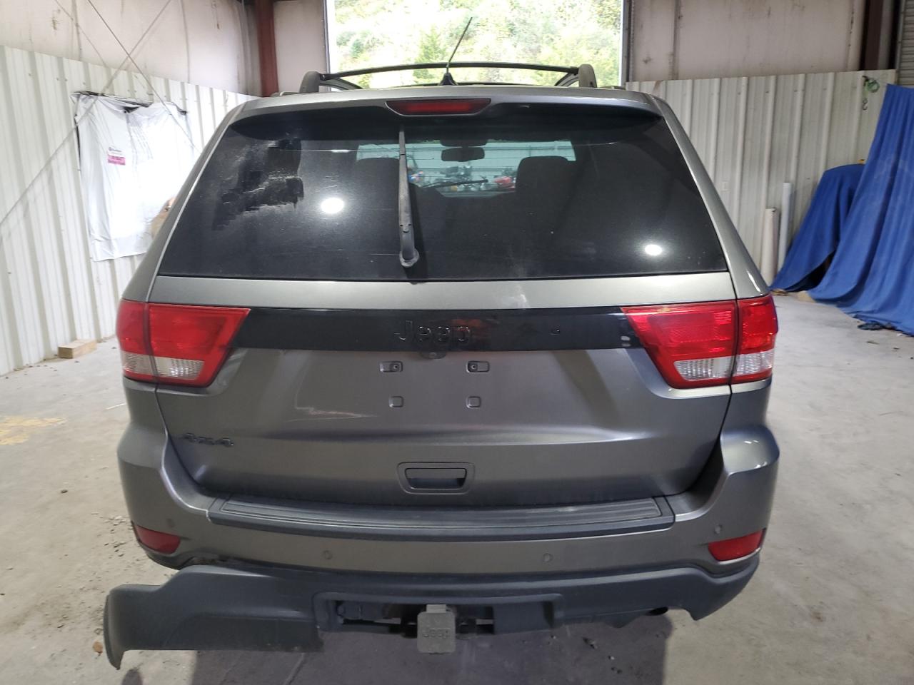 1C4RJFAG0CC313524 2012 Jeep Grand Cherokee Laredo