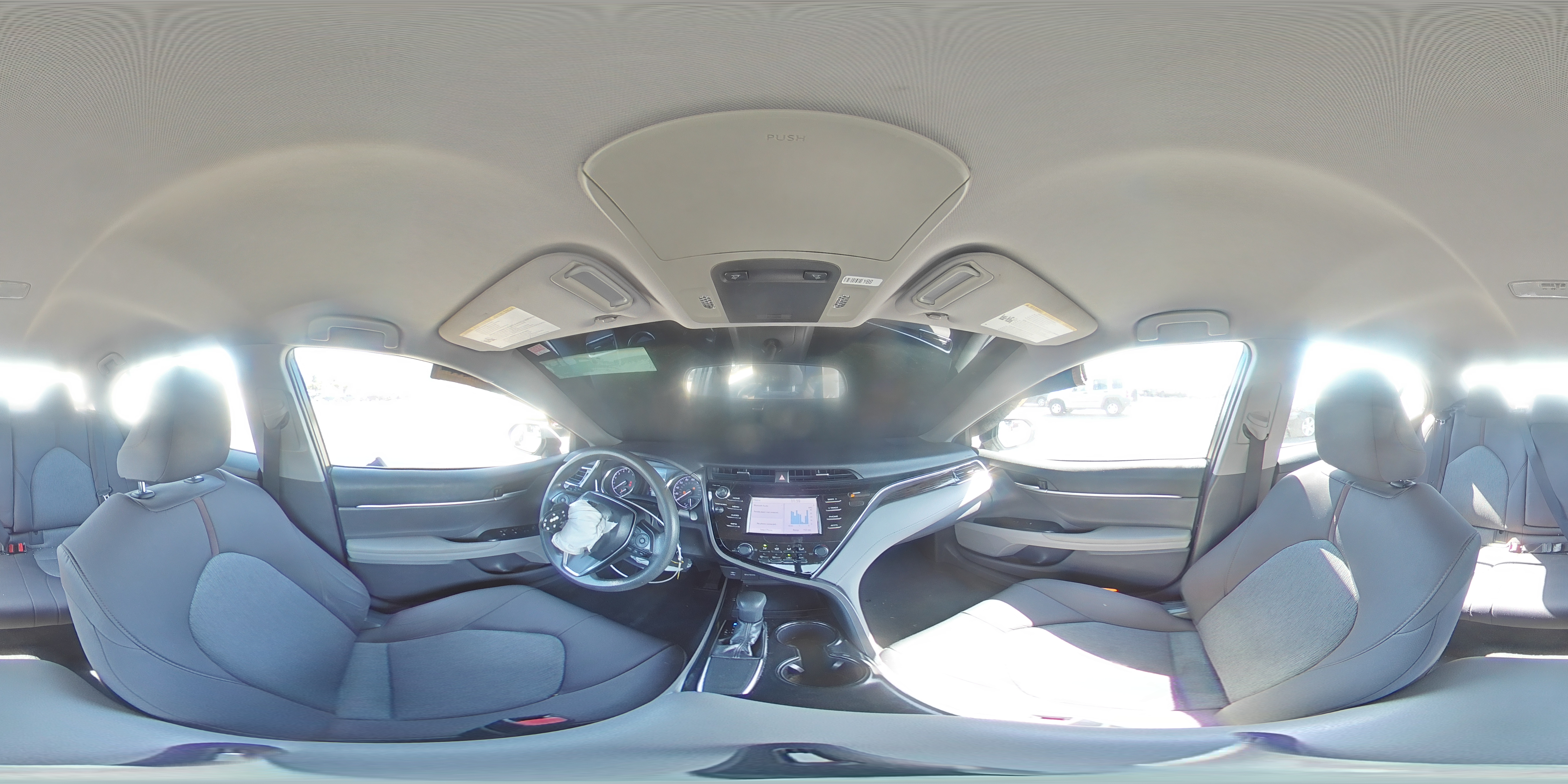 2018 Toyota Camry - Image 13