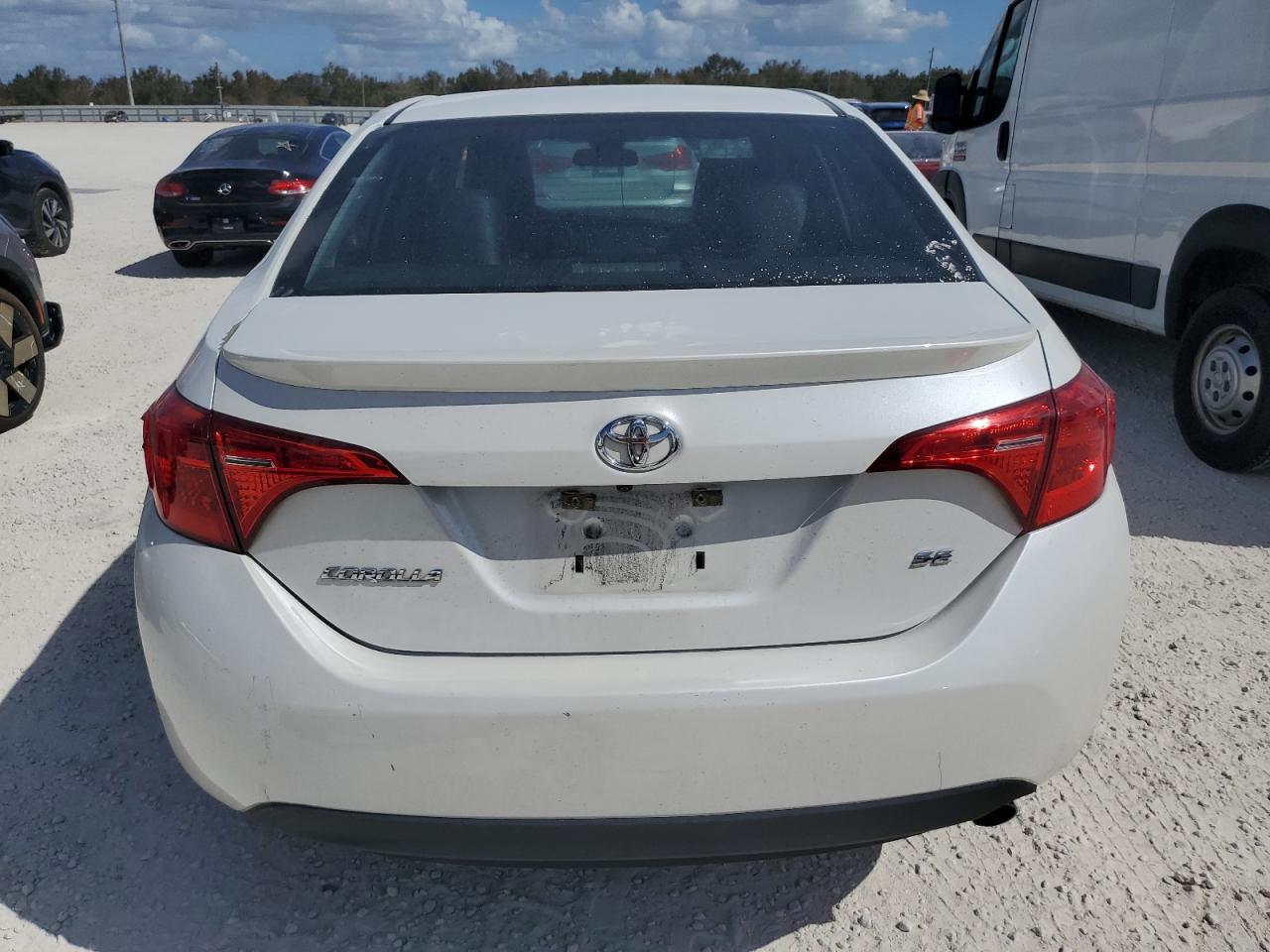 VIN 5YFBURHE8HP690003 2017 TOYOTA COROLLA no.6