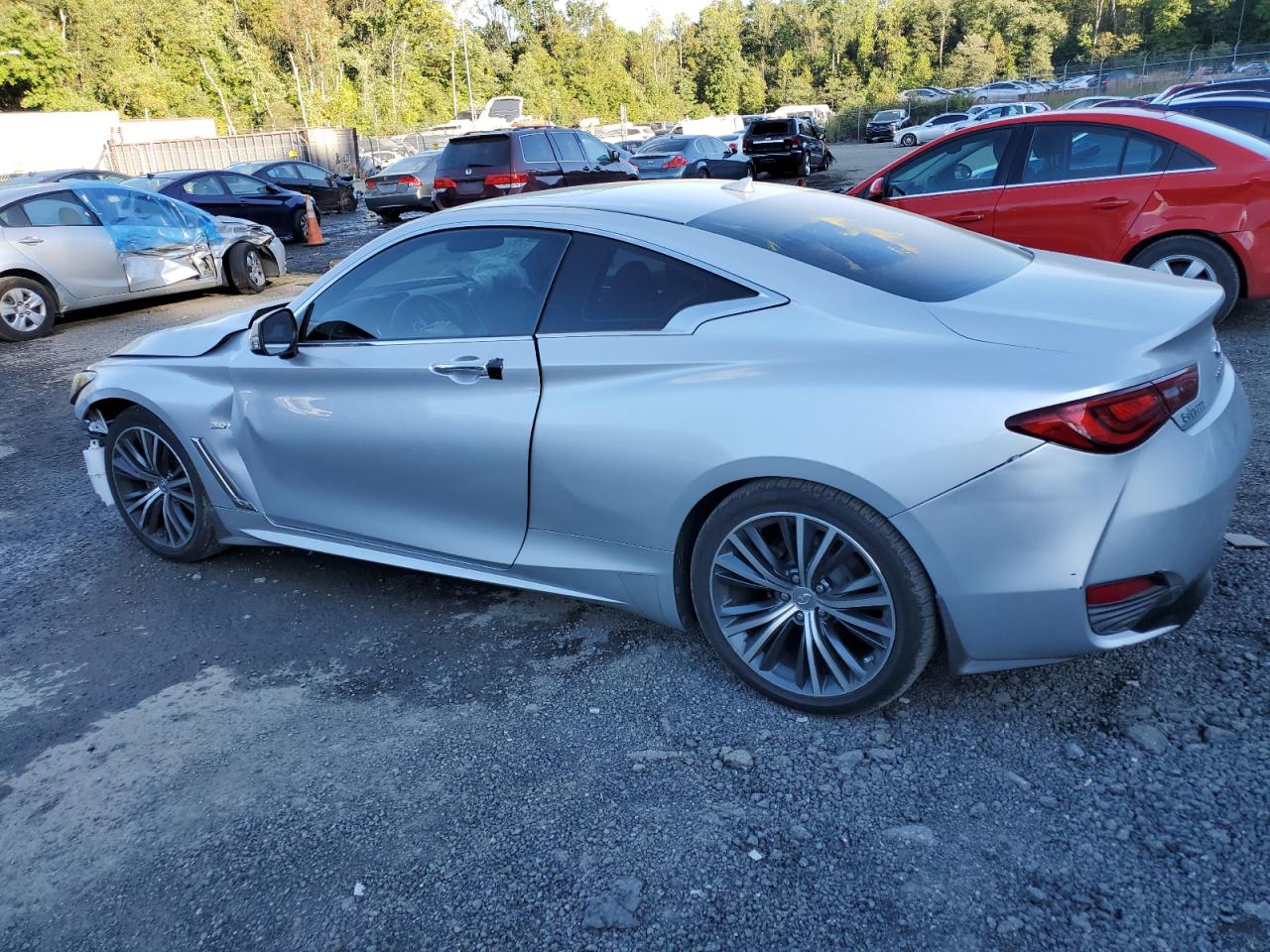 2017 Infiniti Q60 - Image 2
