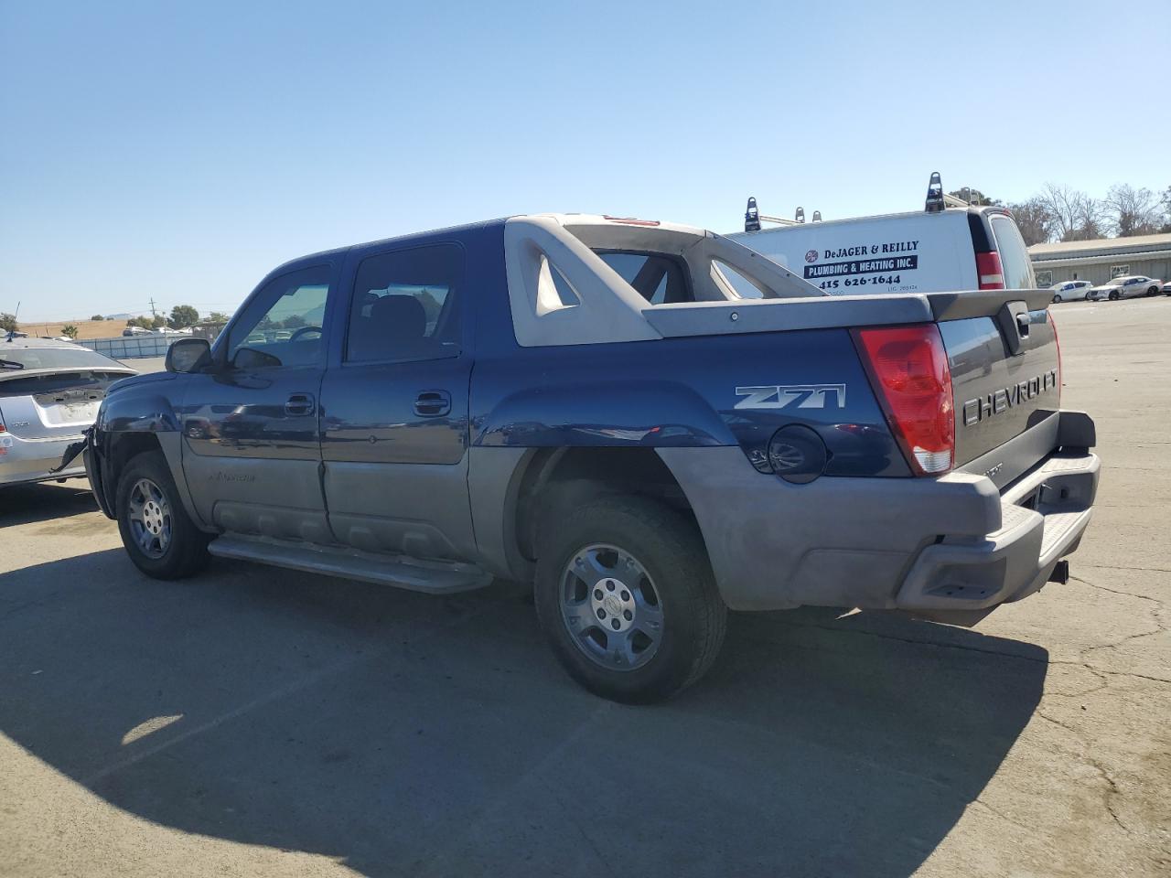 2002 Chevrolet Avalanche K1500 VIN: 3GNEK13T62G111797 Lot: 74718404