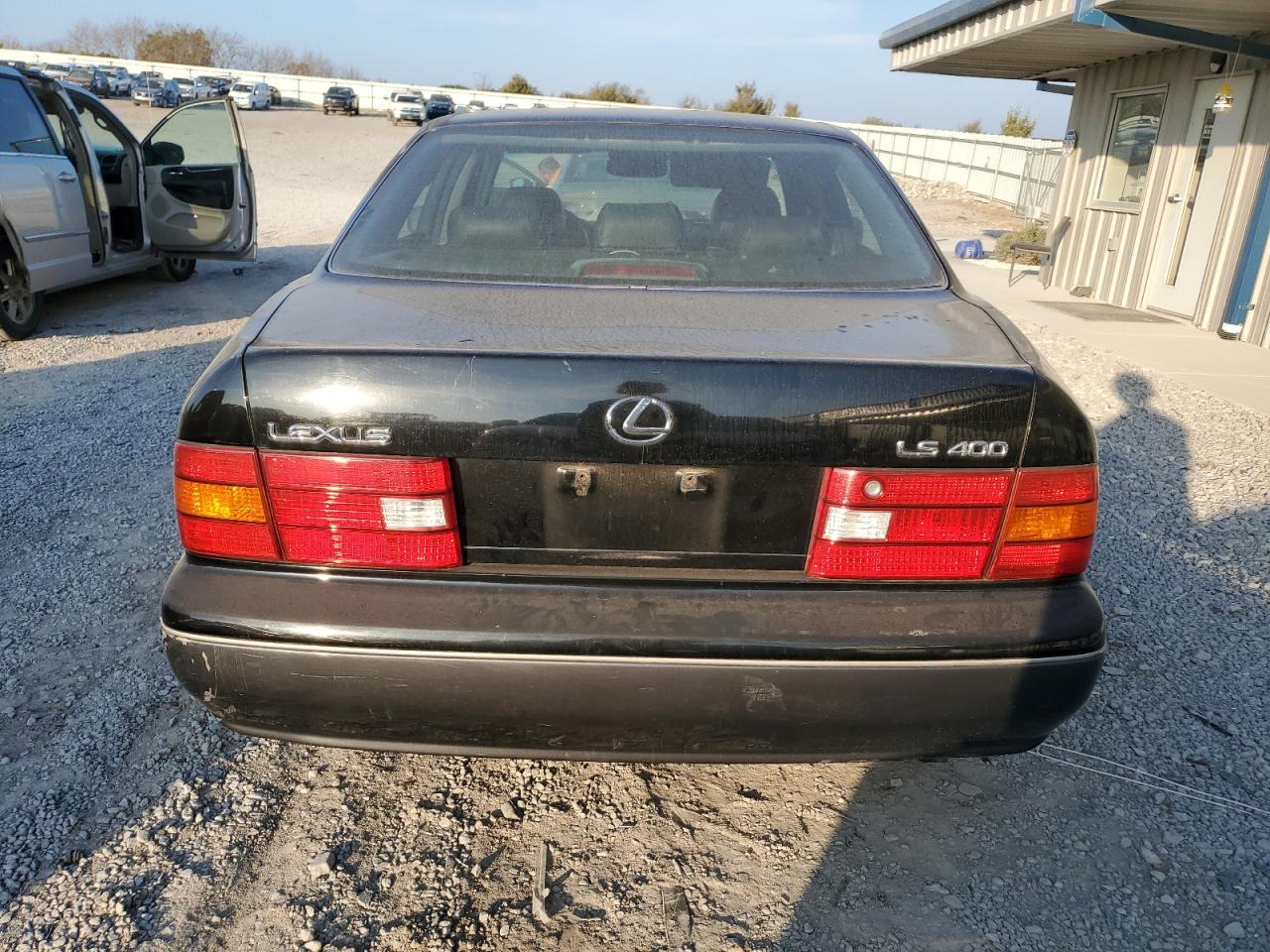 1998 Lexus Ls 400 VIN: JT8BH28F0W0107661 Lot: 77204284