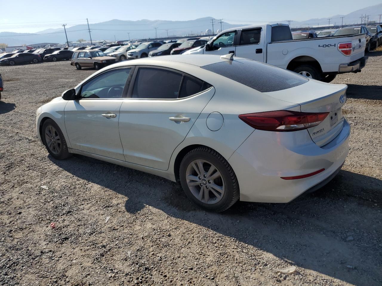 2017 Hyundai Elantra - Image 2