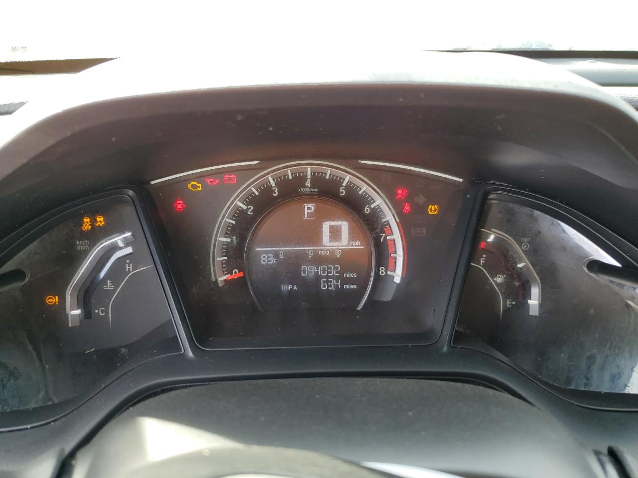 19XFC2F57JE040181 2018 Honda Civic Lx