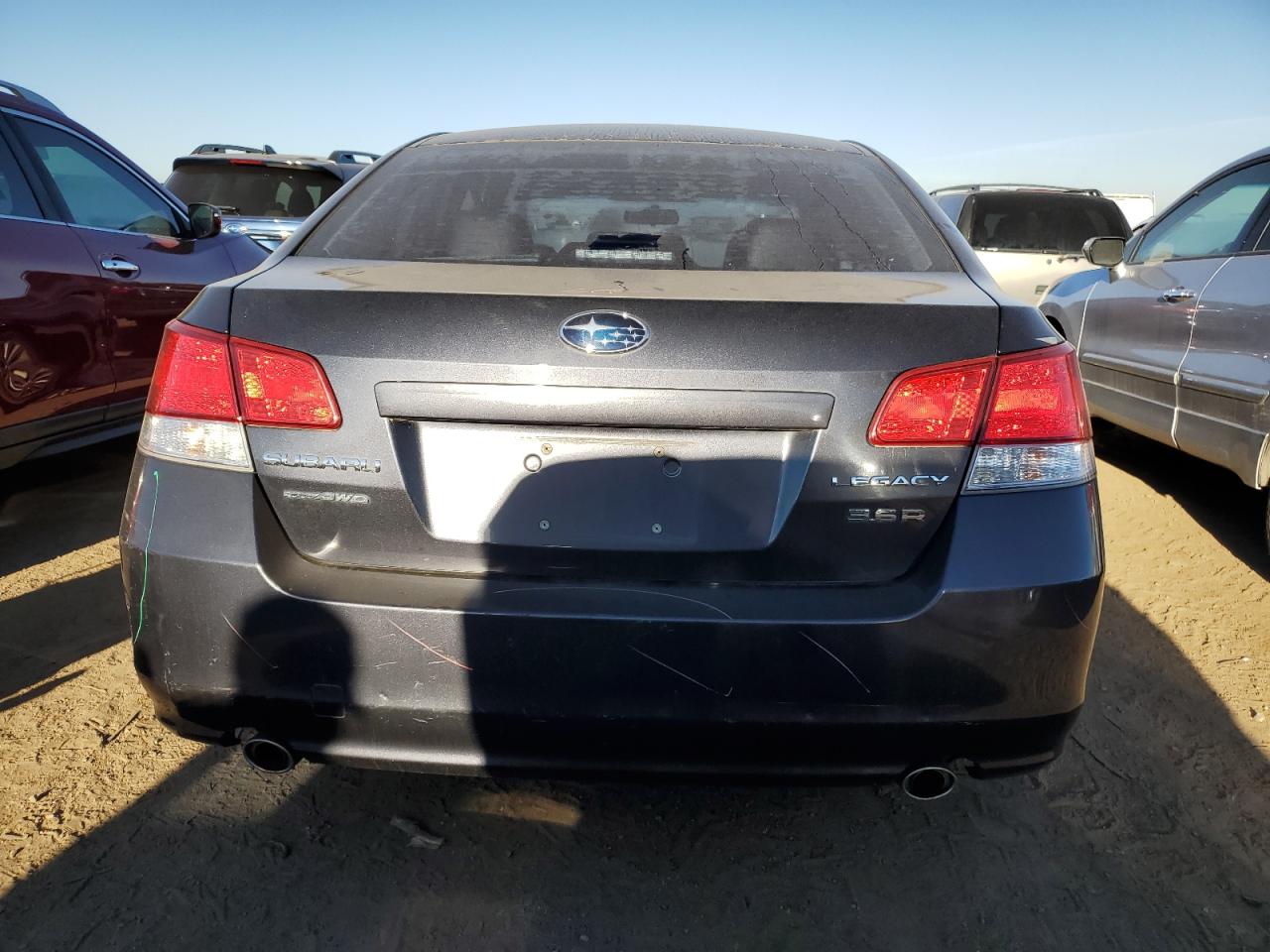 4S3BMEK68A2214672 2010 Subaru Legacy 3.6R Limited