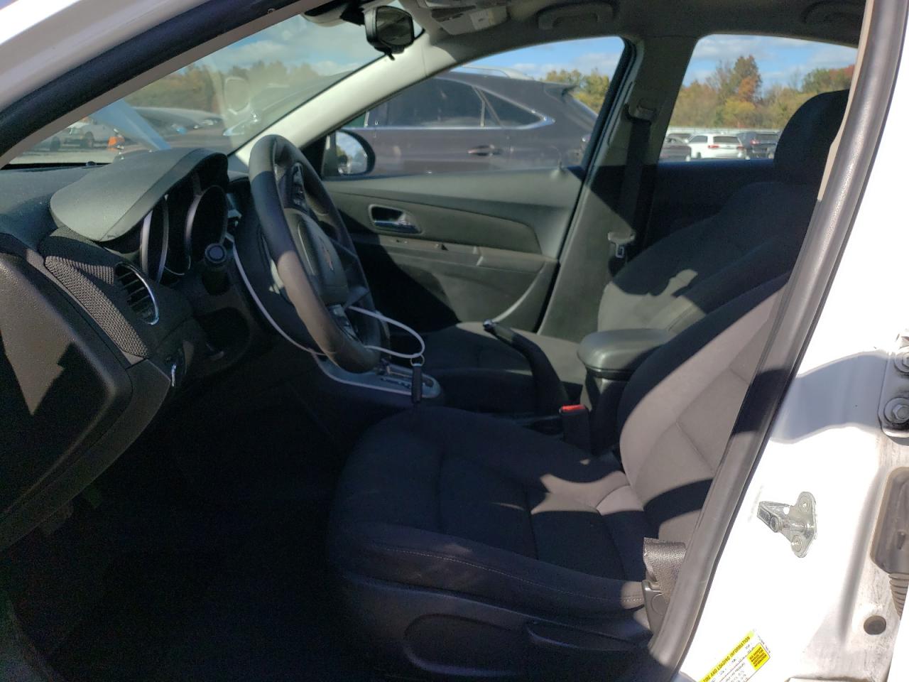 2015 Chevrolet Cruze - Image 7