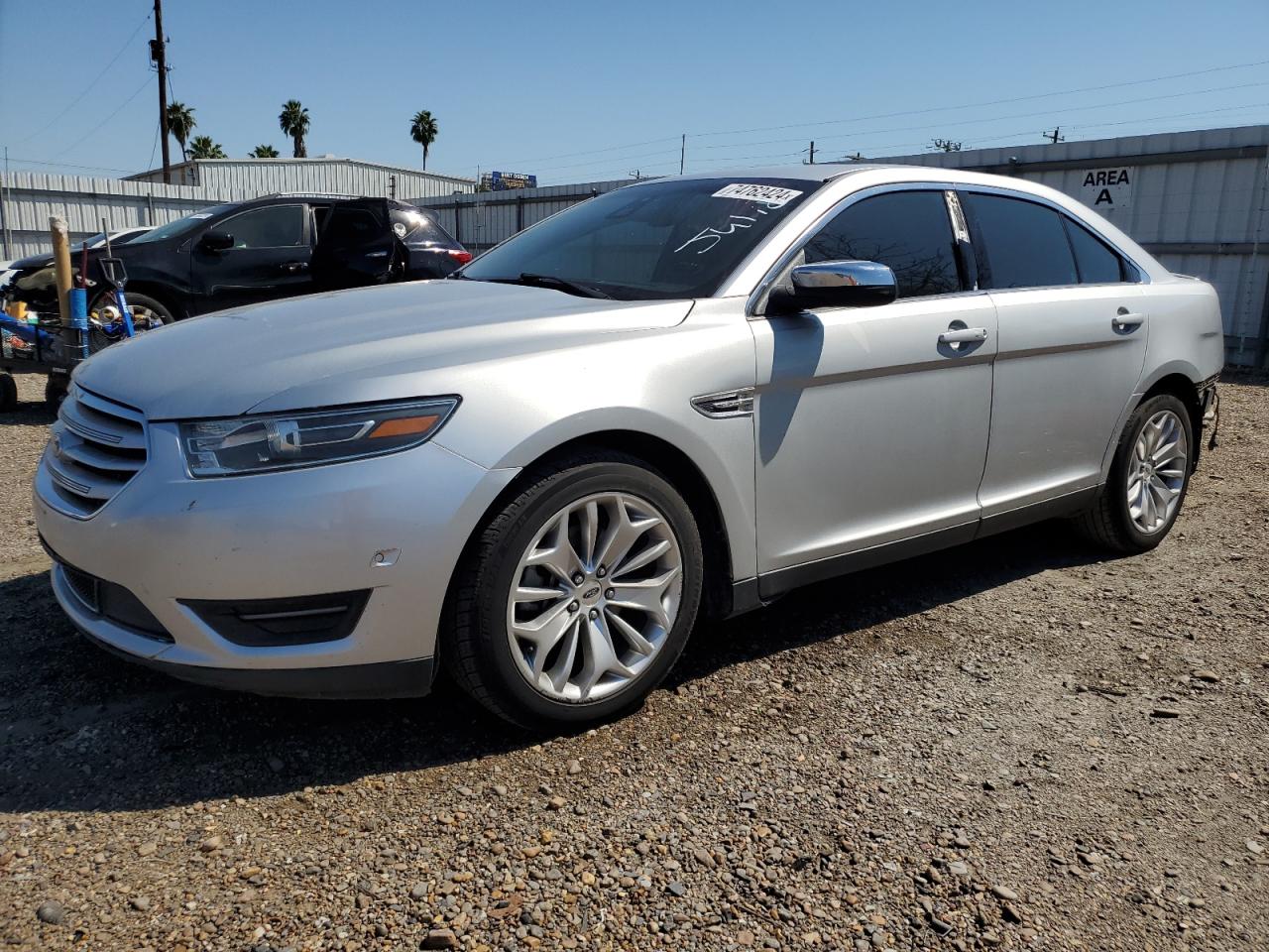 2018 Ford Taurus - Image 1