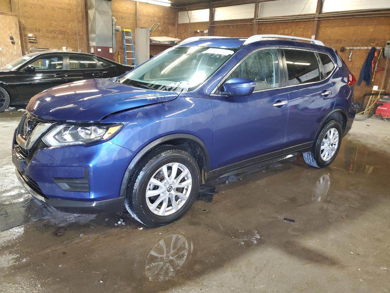 2018 Nissan Rogue - Image 1