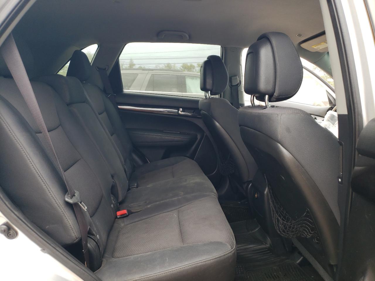 2011 Kia Sorento - Image 10