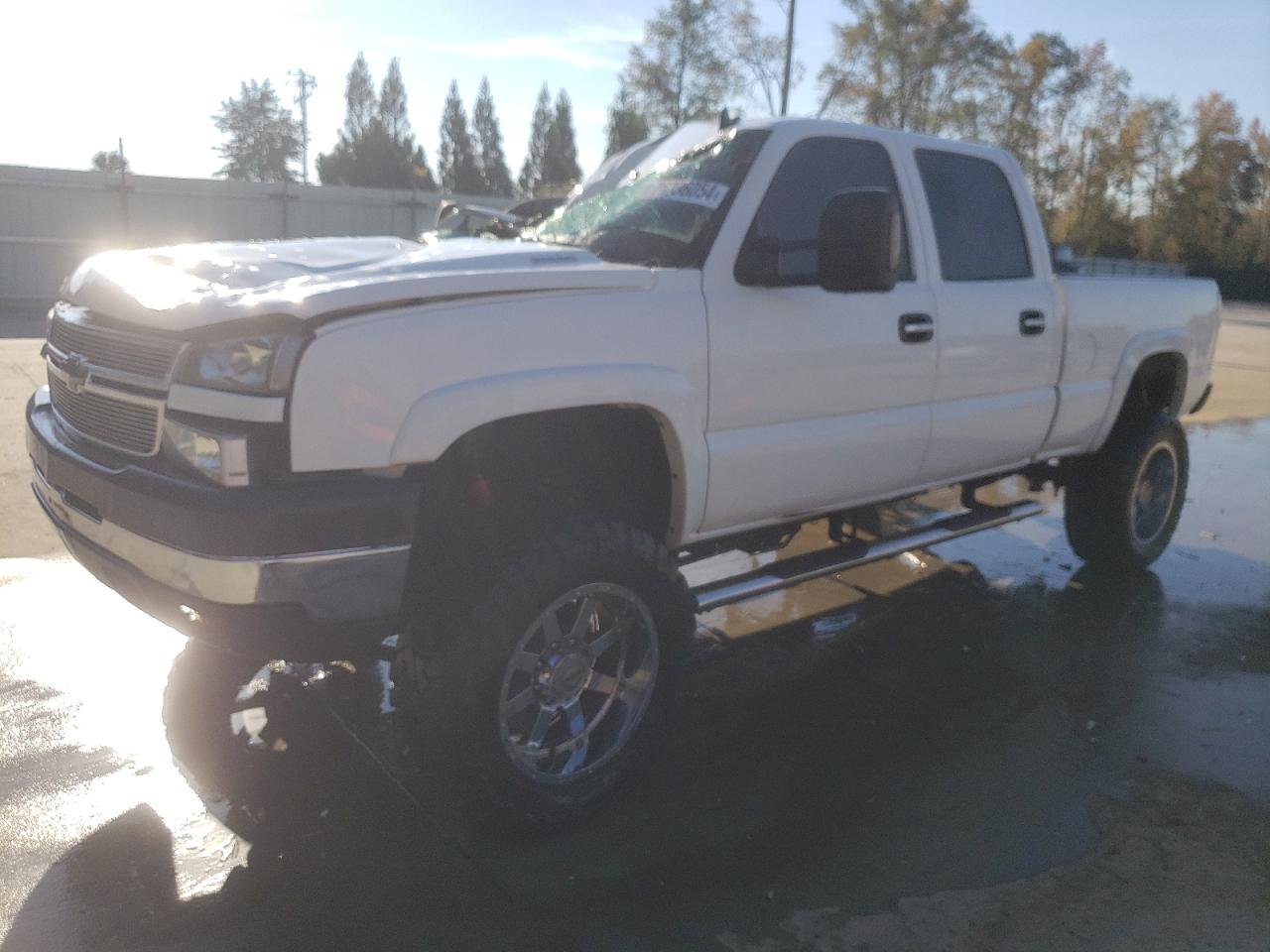 2006 Chevrolet Silverado K2500 Heavy Duty VIN: 1GCHK23D56F163479 Lot: 76736054