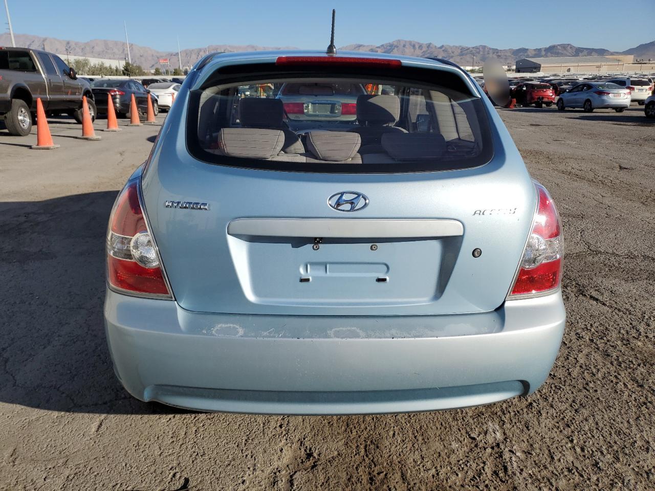 2007 Hyundai Accent Gs VIN: KMHCM36C87U040622 Lot: 77278374