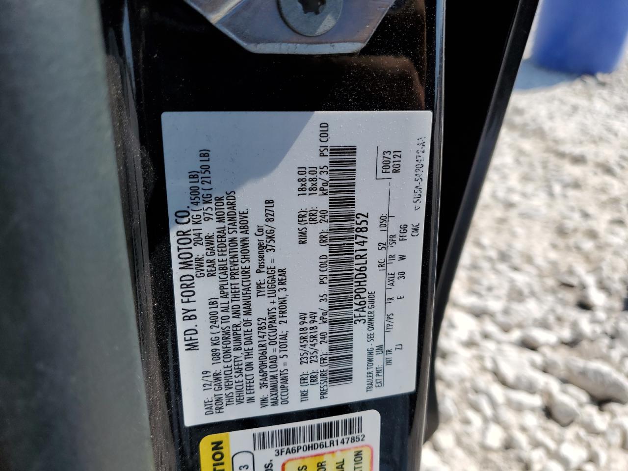 2020 Ford Fusion - Image 12