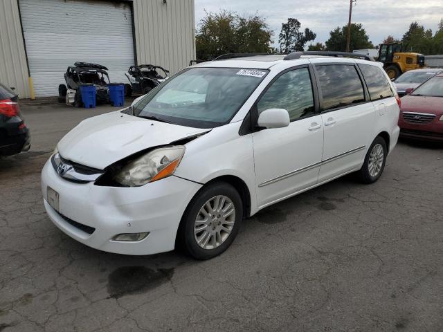 2010 Toyota Sienna Xle