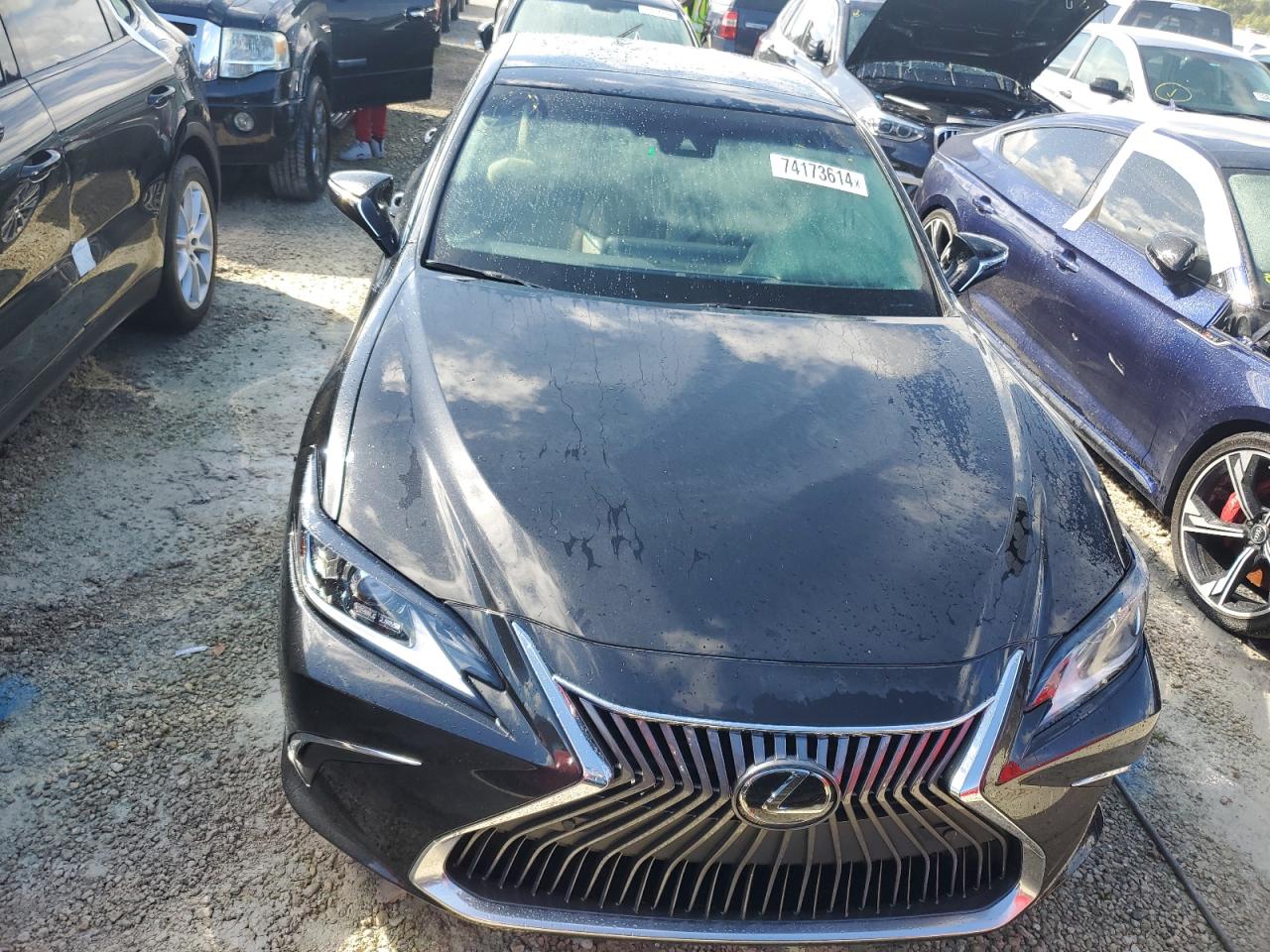 2021 Lexus ES - Image 5