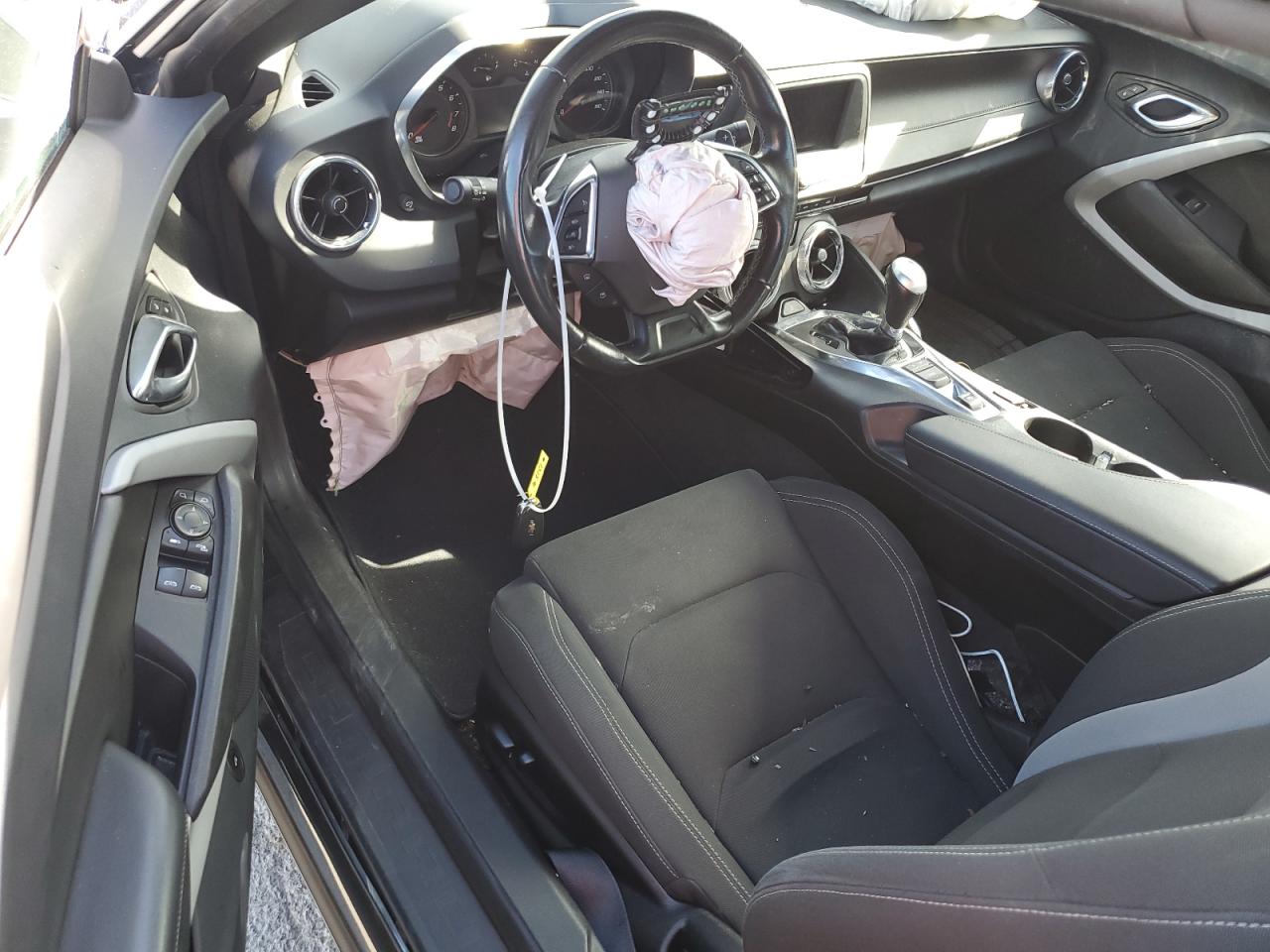 2023 Chevrolet Camaro - Image 8