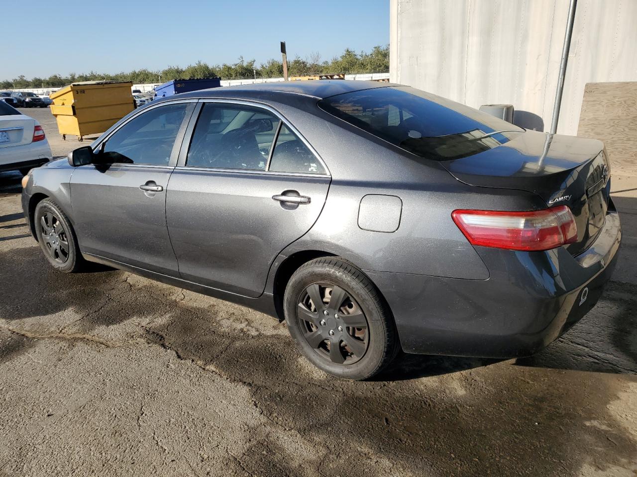 2009 Toyota Camry - Image 2