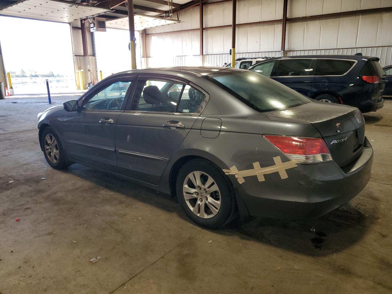 2010 Honda Accord Lxp VIN: 1HGCP2F40AA011575 Lot: 75645934