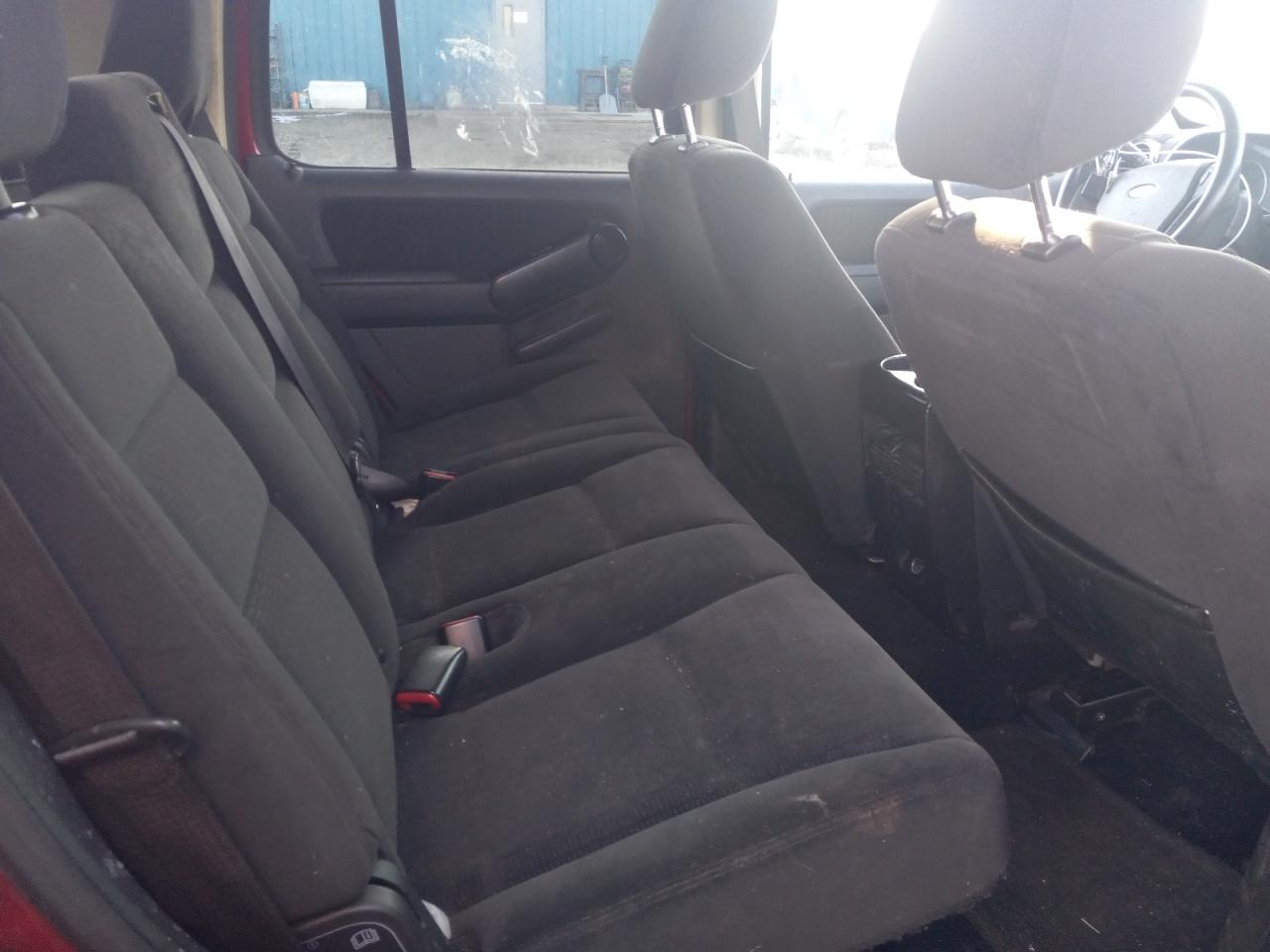 2010 Ford Explorer - Image 10
