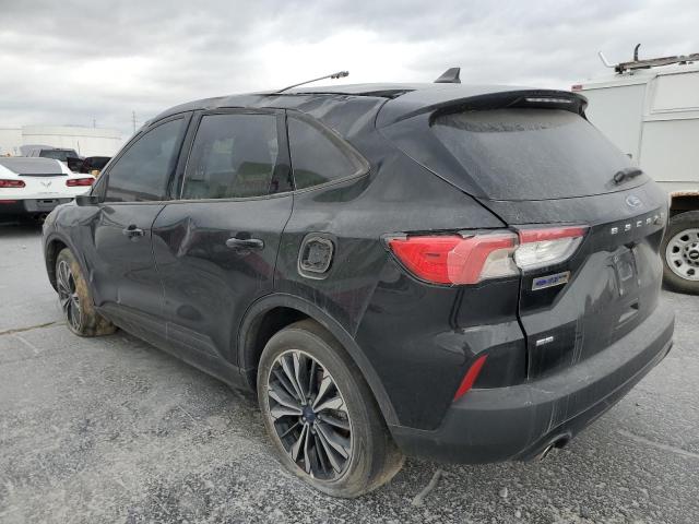  FORD ESCAPE 2022 Czarny