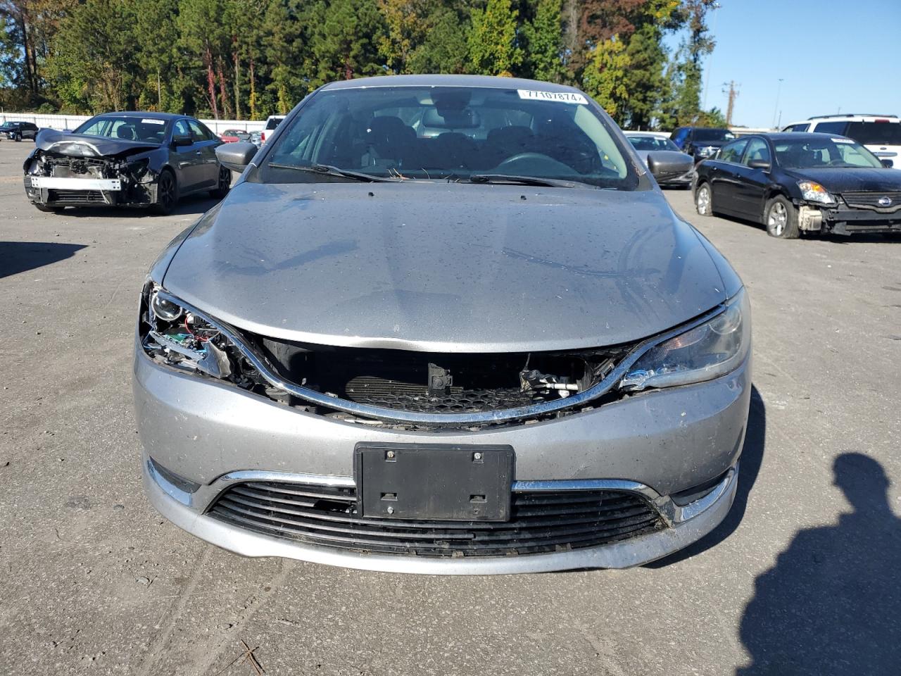 2015 Chrysler 200 - Image 5