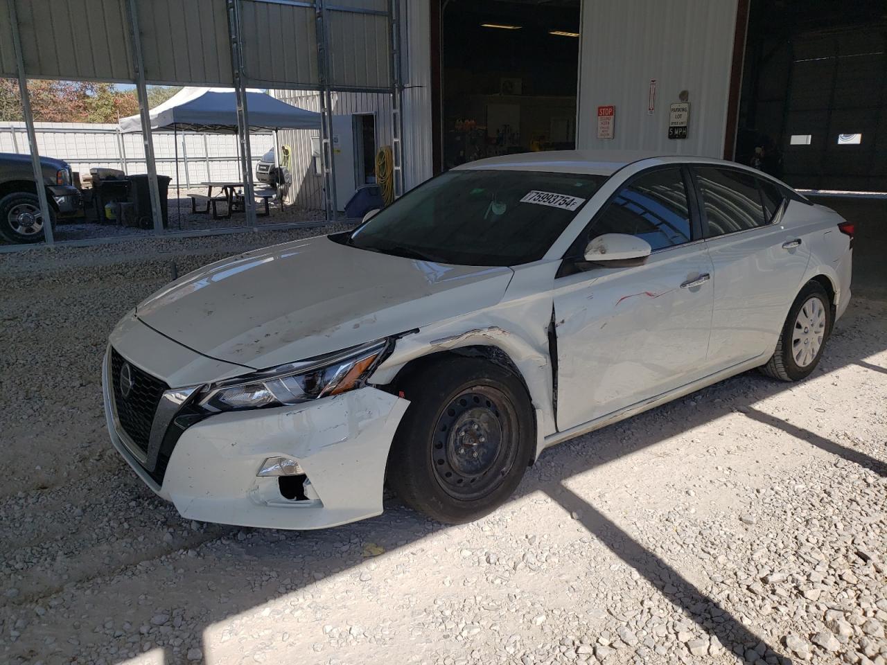 2019 Nissan Altima - Image 1