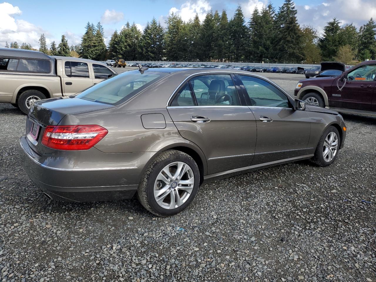 2011 Mercedes-Benz E-klasse - Image 3