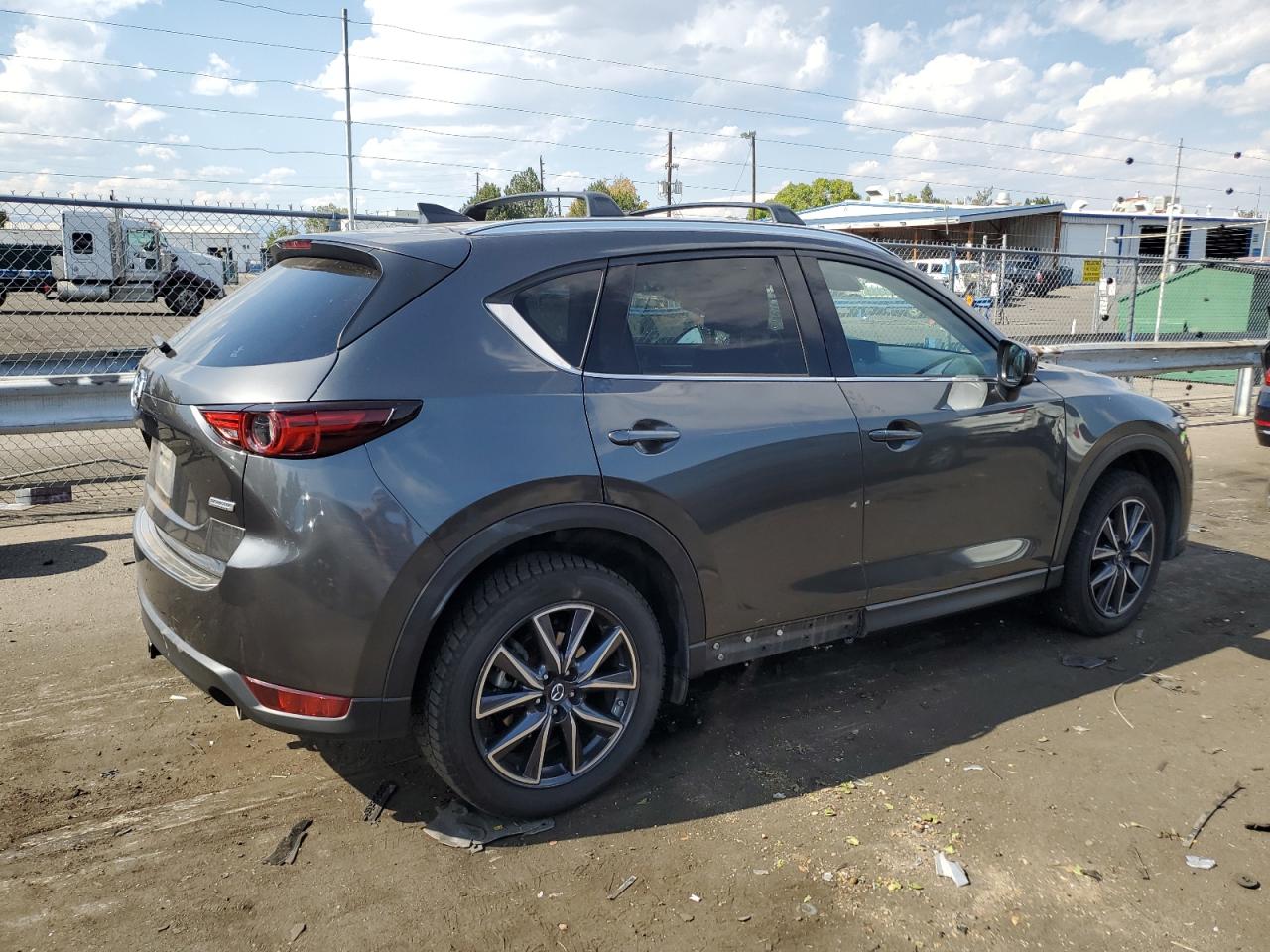 2017 Mazda CX-5 - Image 3
