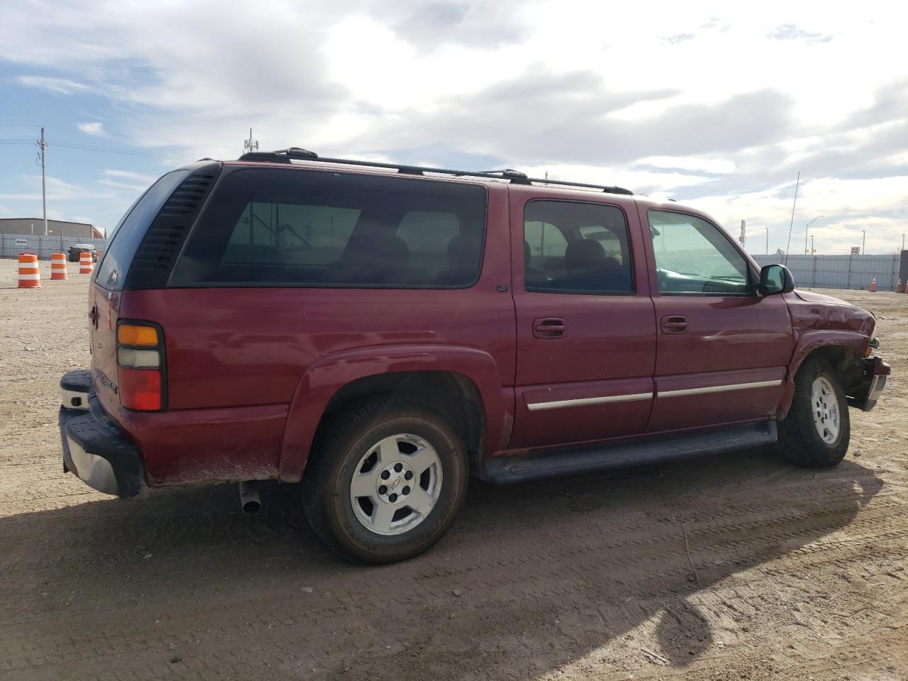 2004 Chevrolet Suburban K1500 VIN: 1GNFK16Z34J235192 Lot: 75433094