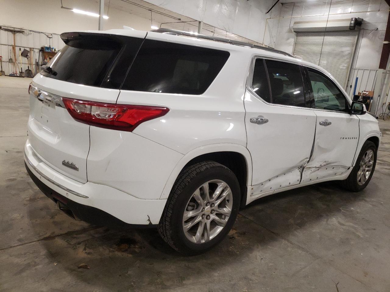 2019 Chevrolet Traverse - Image 3