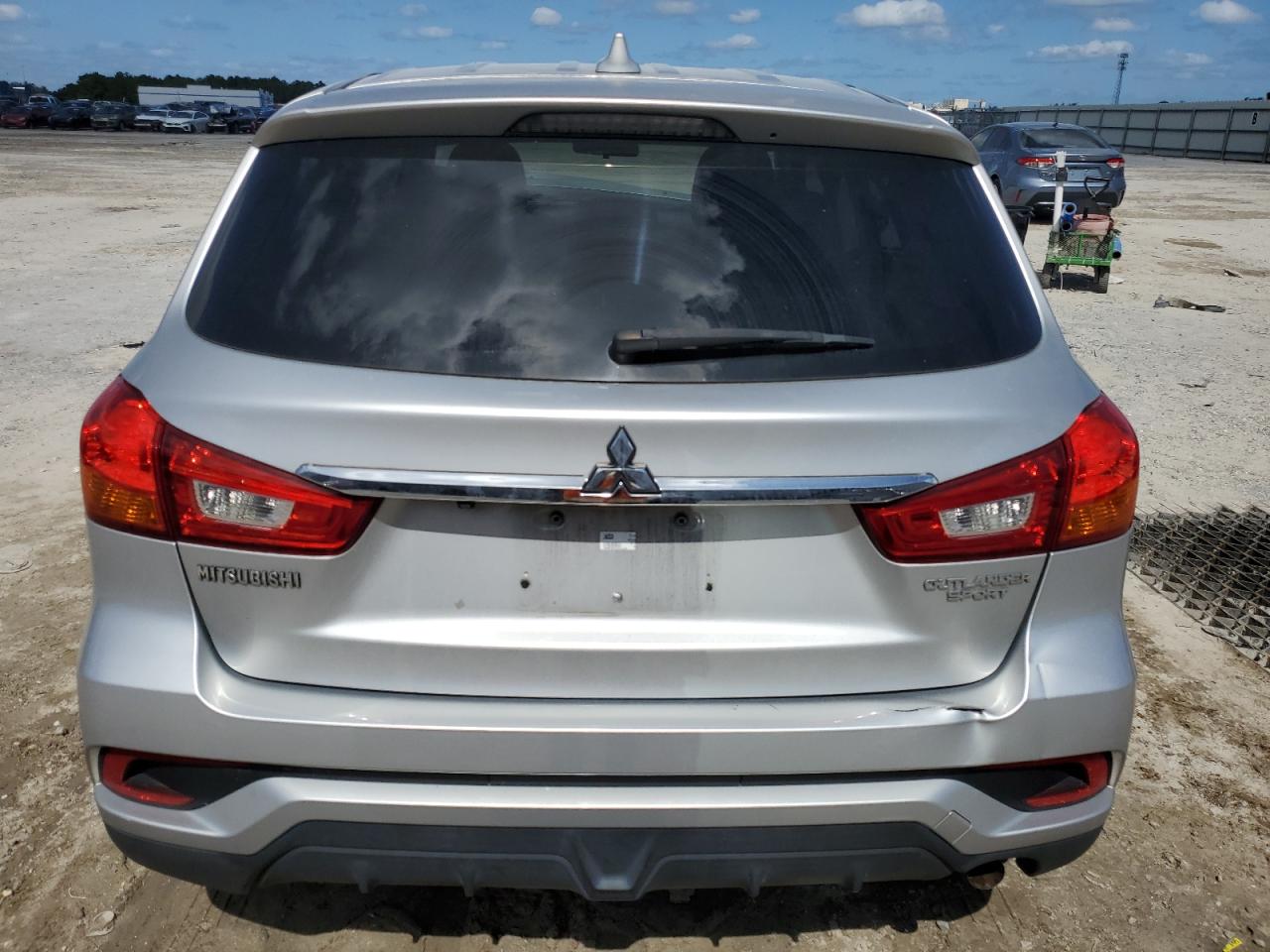 2018 Mitsubishi Outlander Sport Es VIN: JA4AP3AU2JZ011219 Lot: 75771764