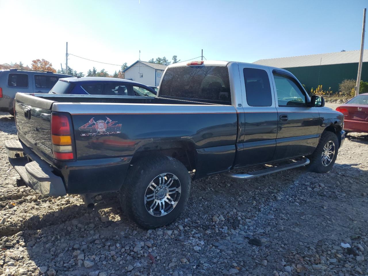 2005 GMC Sierra - Image 3