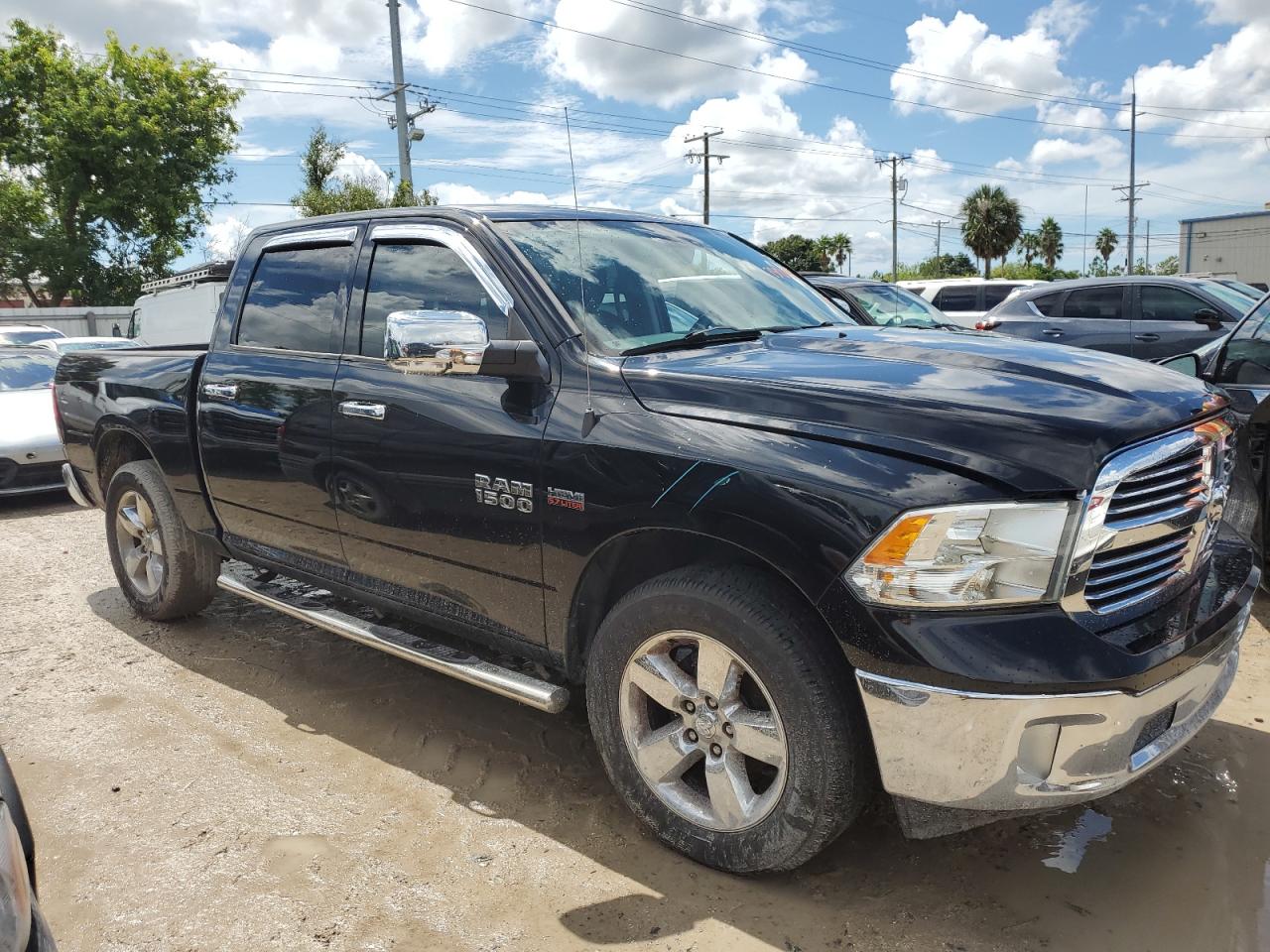 1C6RR7LTXES231051 2014 Ram 1500 Slt