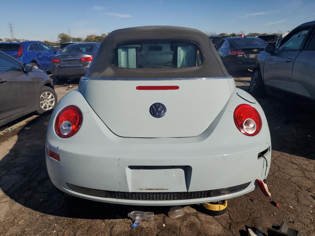 2006 Volkswagen New Beetle Convertible Option Package 1 VIN: 3VWRF31Y86M302389 Lot: 76064404