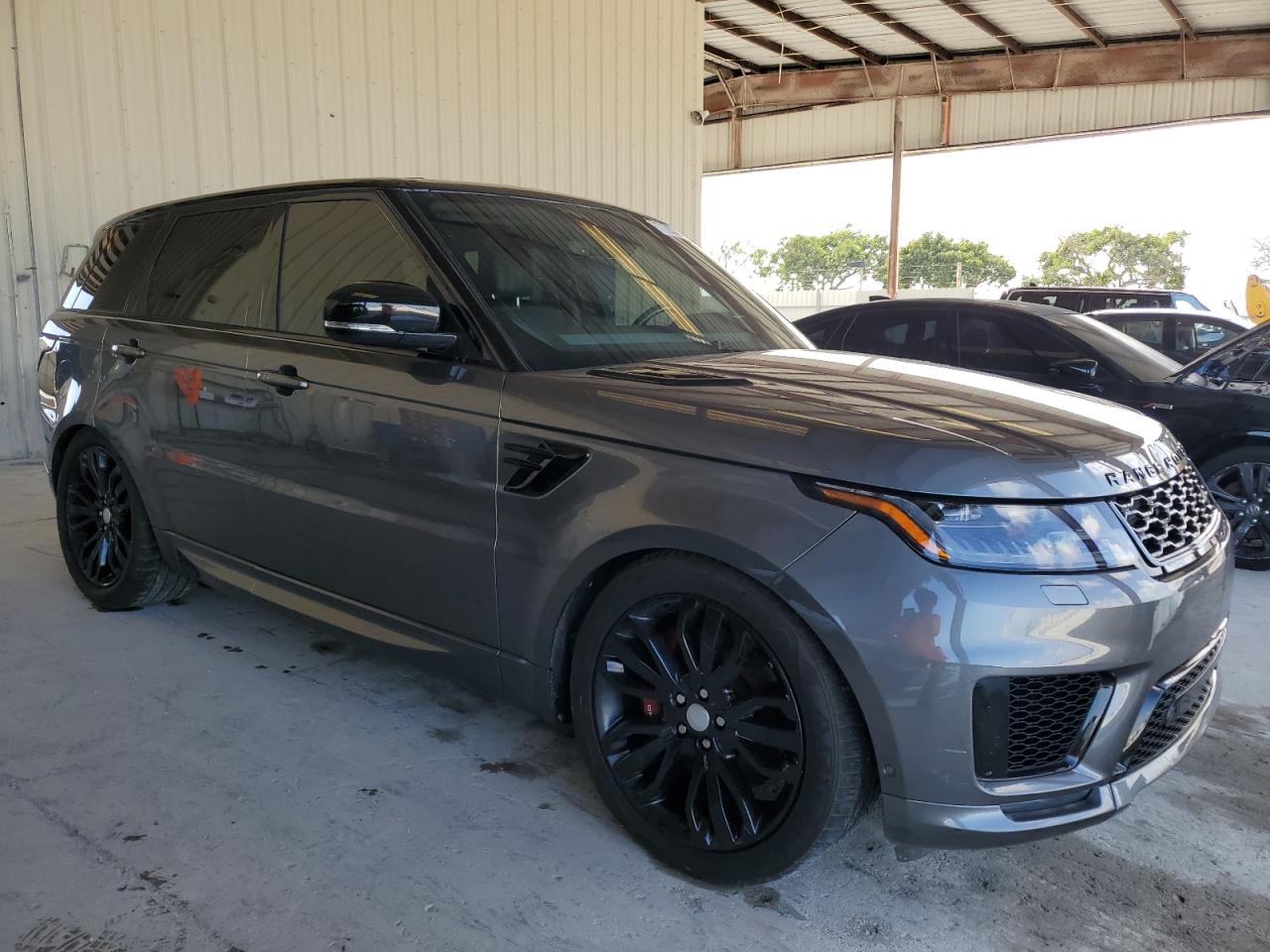 2018 Land Rover Range Rover - Image 4