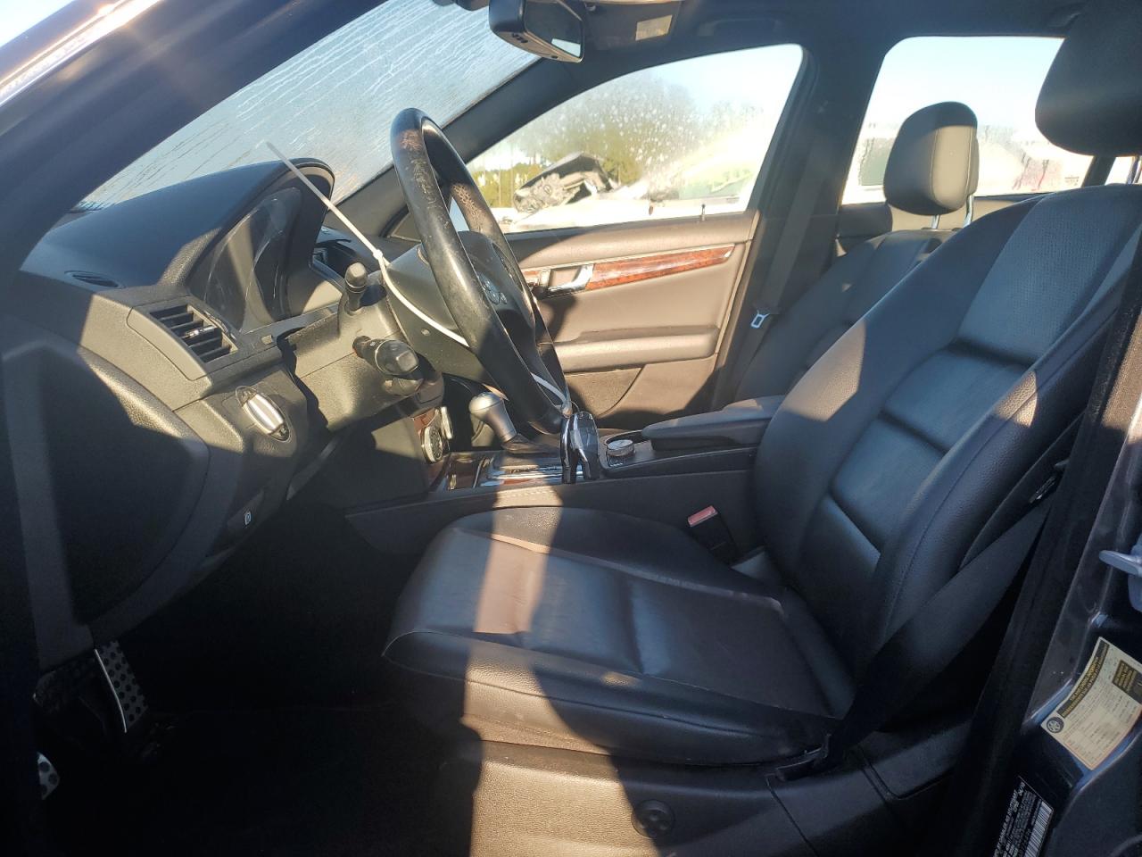 2010 Mercedes-Benz C 300 VIN: WDDGF5EB4AR126496 Lot: 75596234