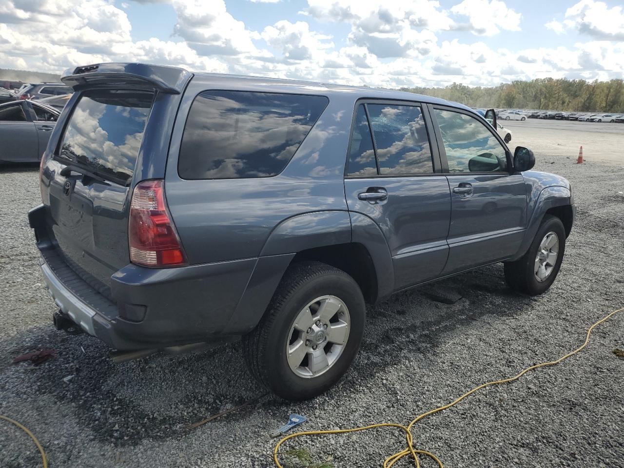 2004 Toyota 4Runner - Image 3
