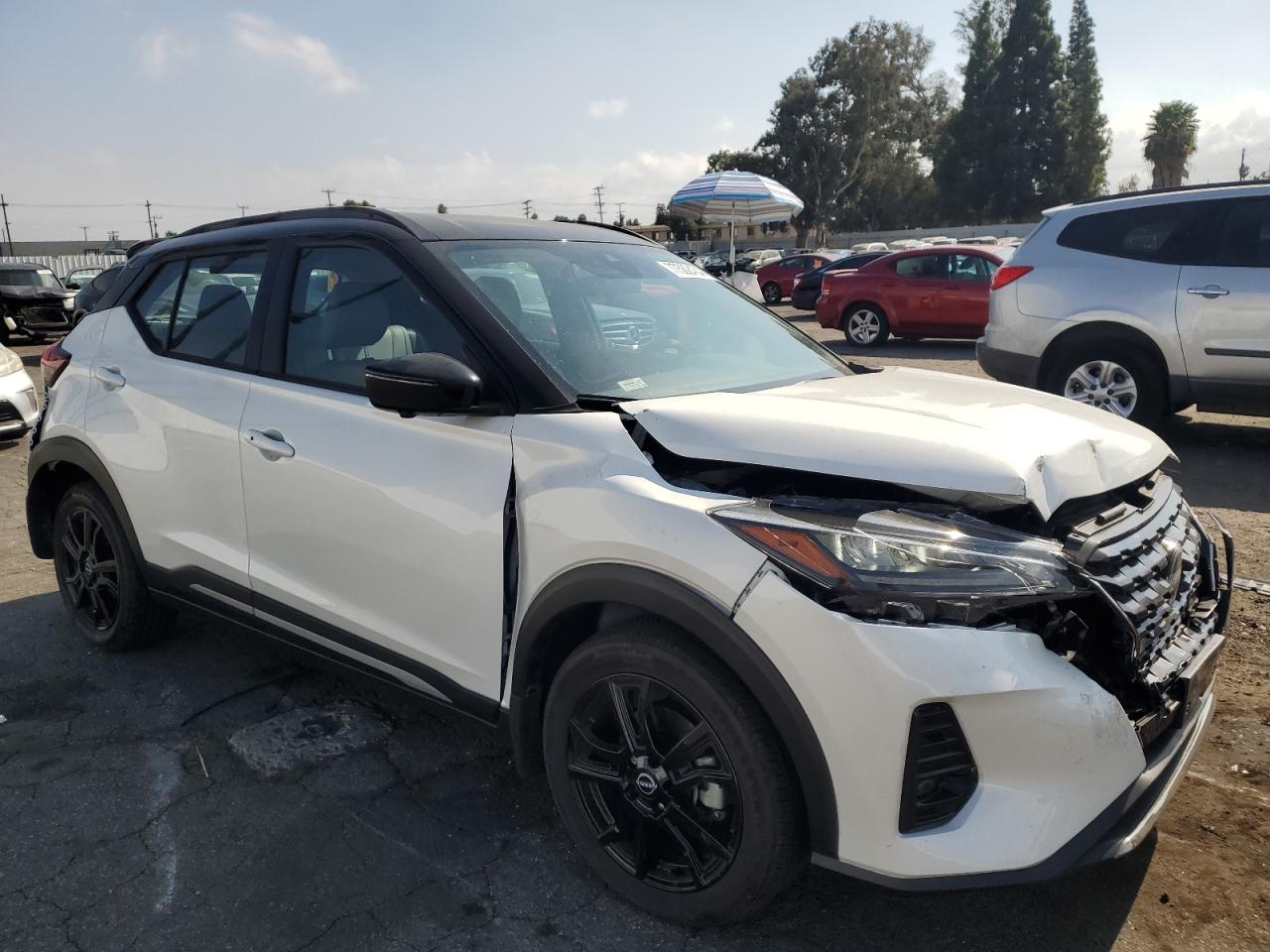 2024 Nissan Kicks - Image 4