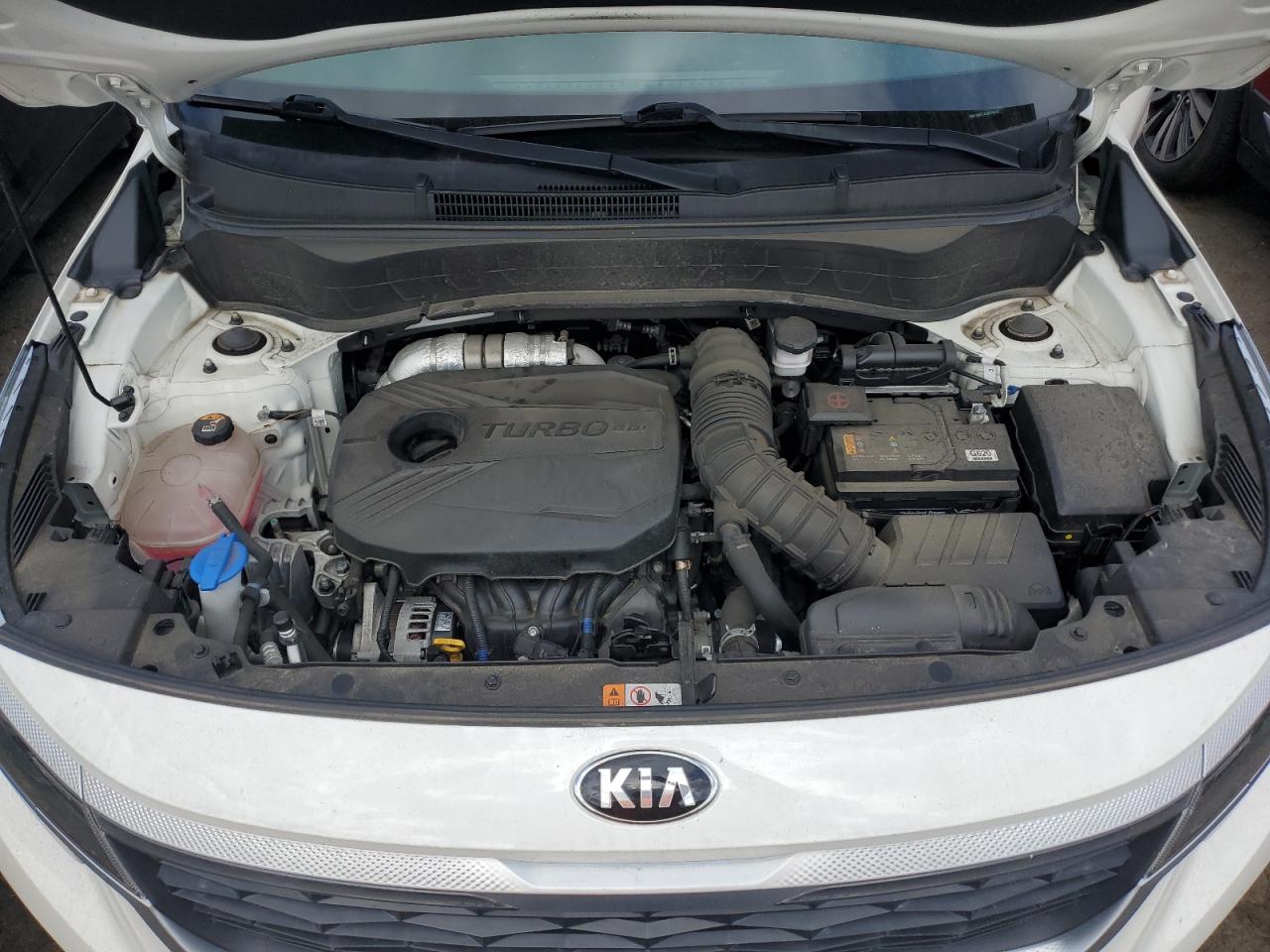 2021 Kia Seltos Sx VIN: KNDETCA21M7216242 Lot: 72743334