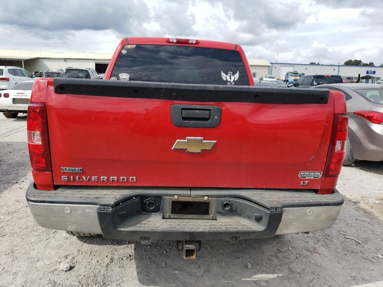 2011 Chevrolet Silverado - Image 6