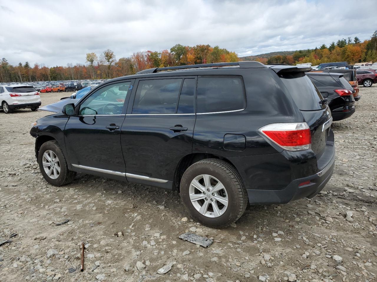 VIN 5TDBK3EH9DS267515 2013 TOYOTA HIGHLANDER no.2