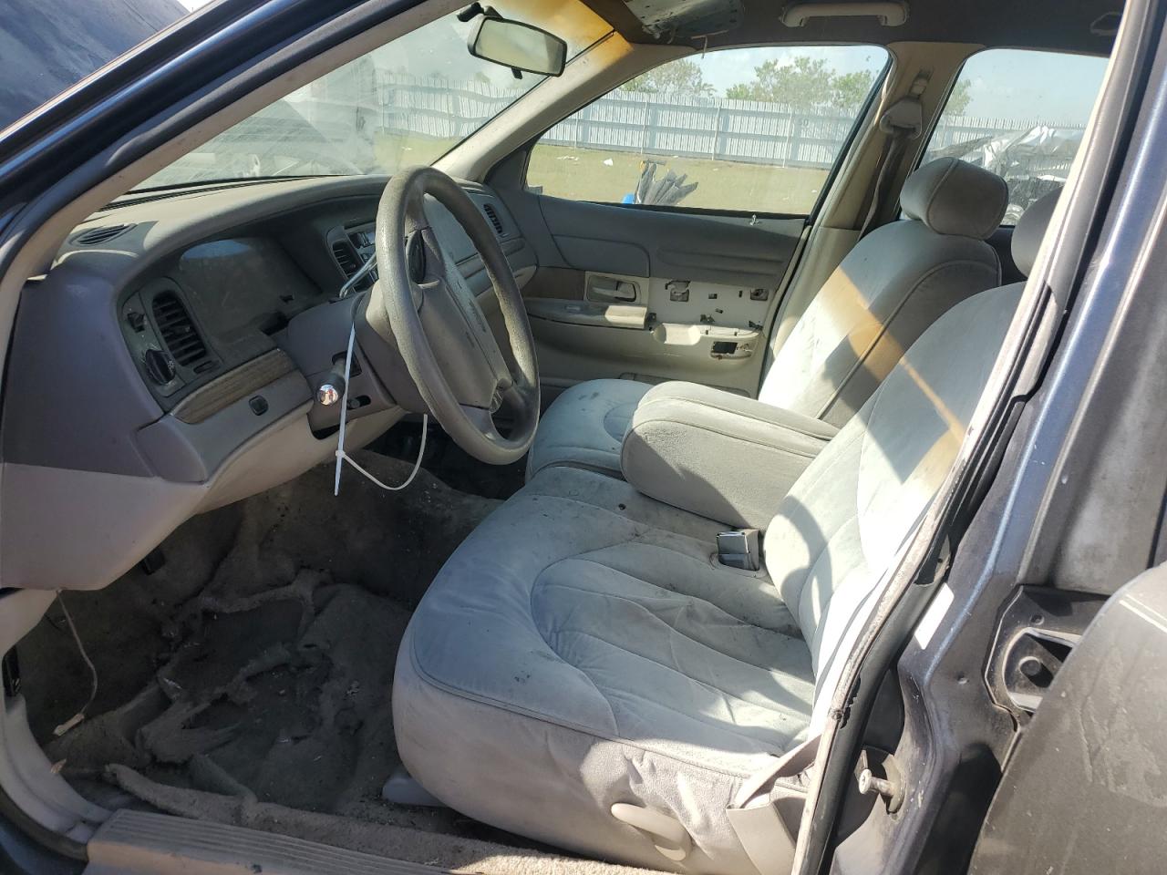 1996 Ford Crown Victoria VIN: 2FALP73WXTX196123 Lot: 77444094